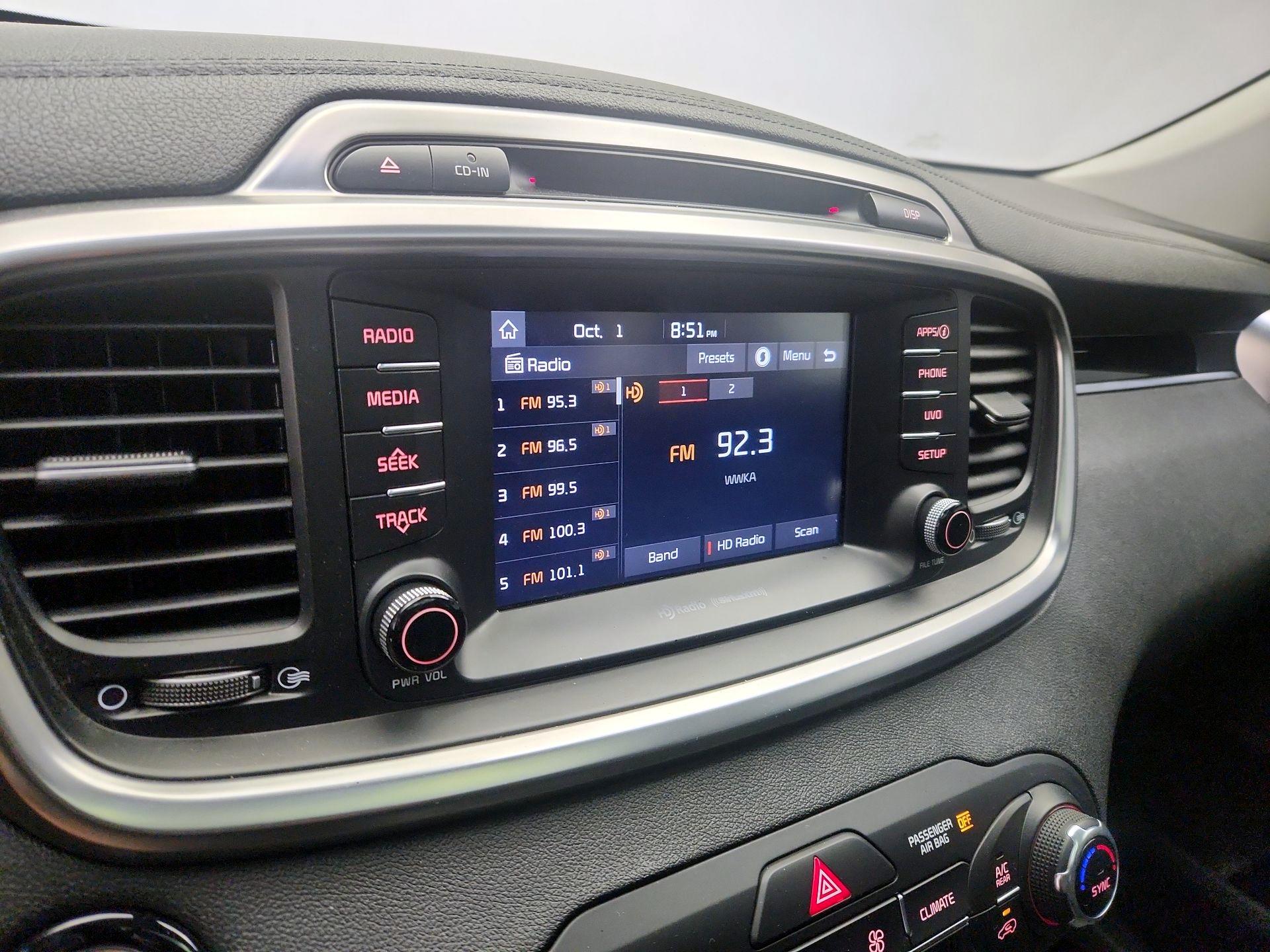 Thumbnail: 2018 Kia Sorento - 15
