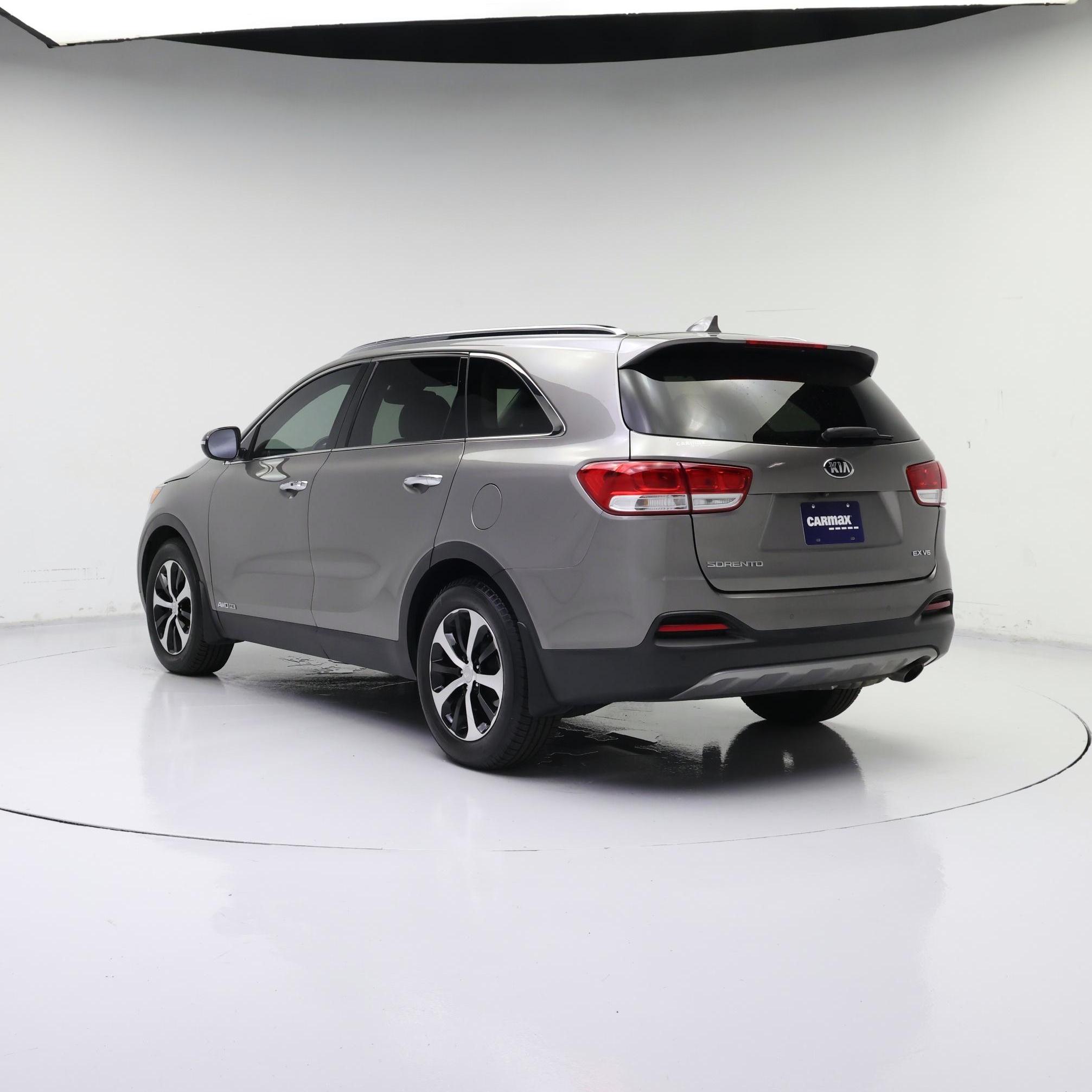 Thumbnail: 2018 Kia Sorento - 2