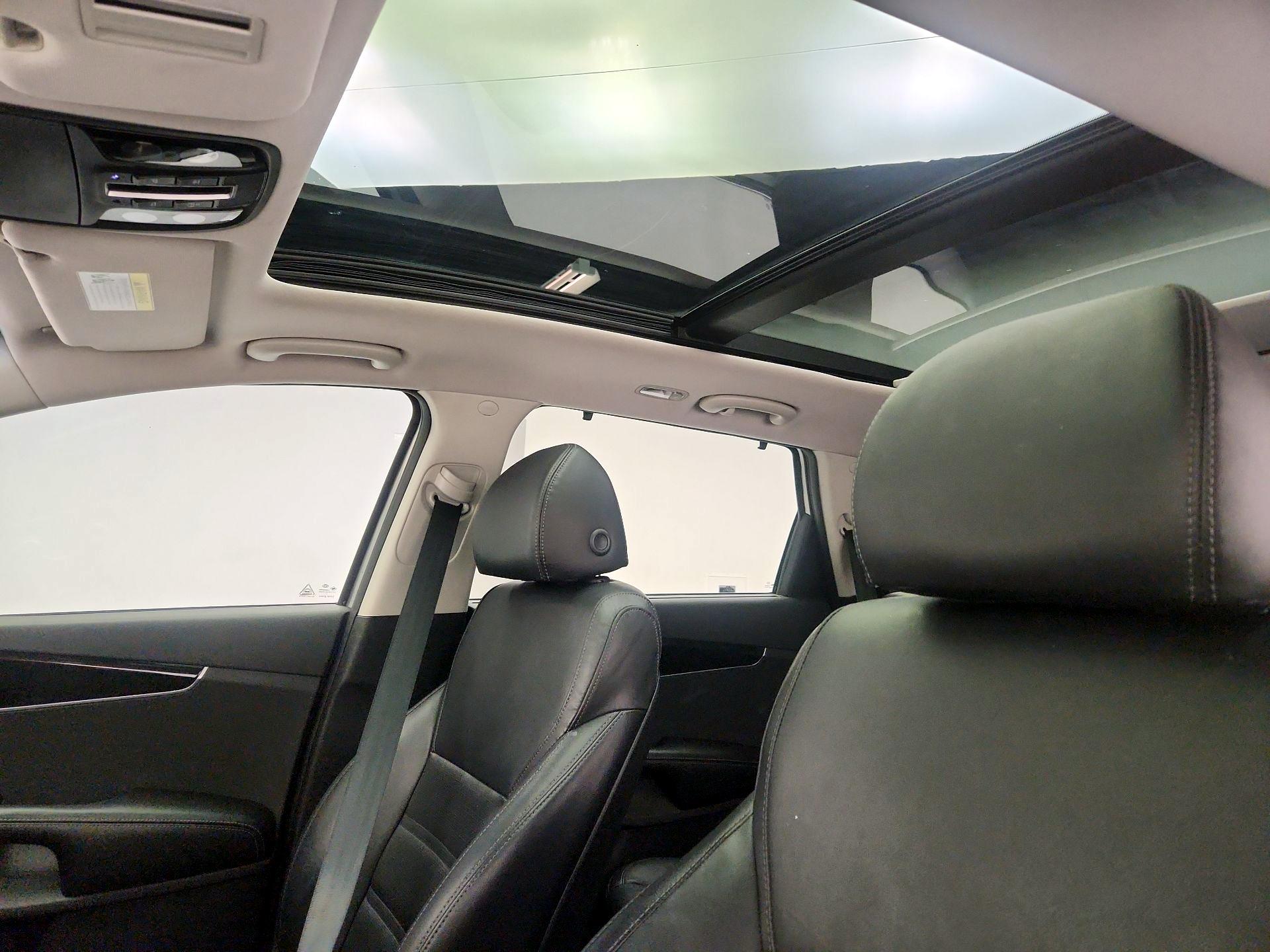 Thumbnail: 2018 Kia Sorento - 19