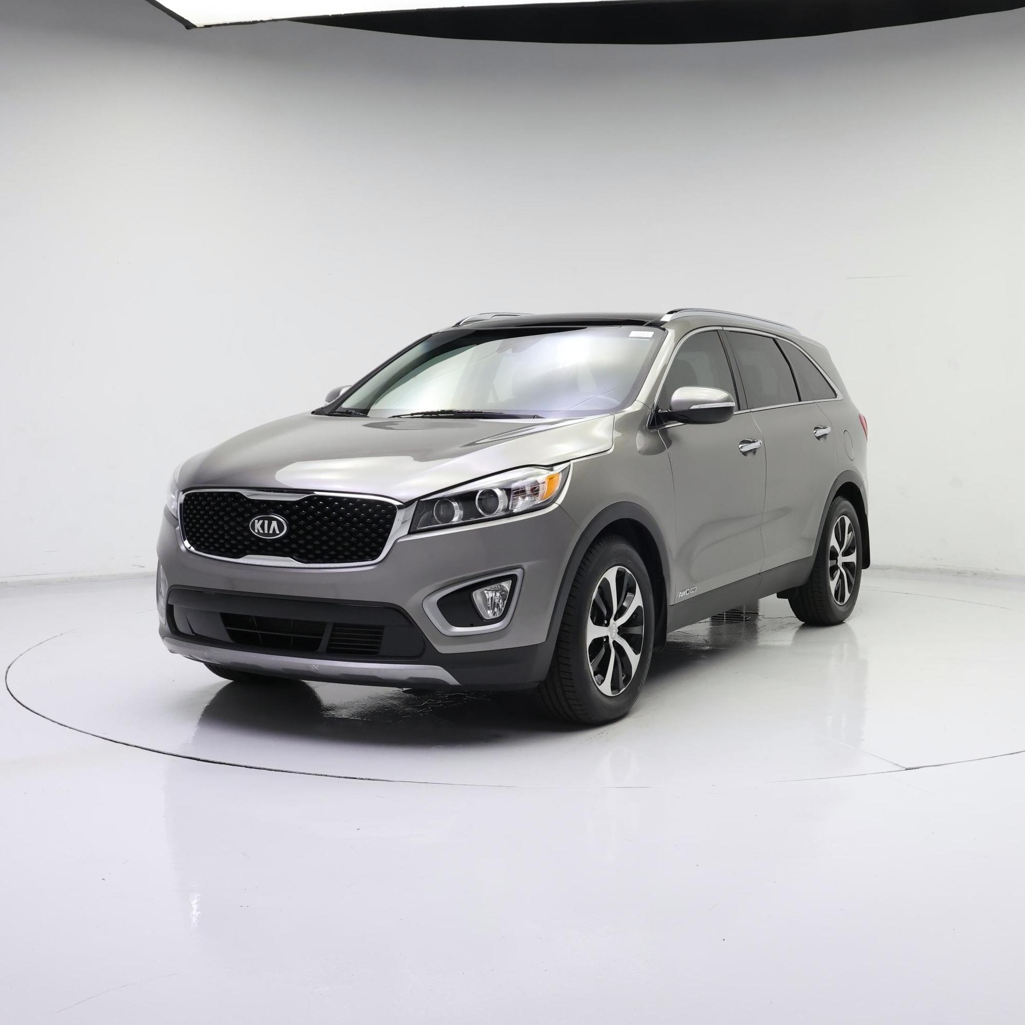 Thumbnail: 2018 Kia Sorento - 4
