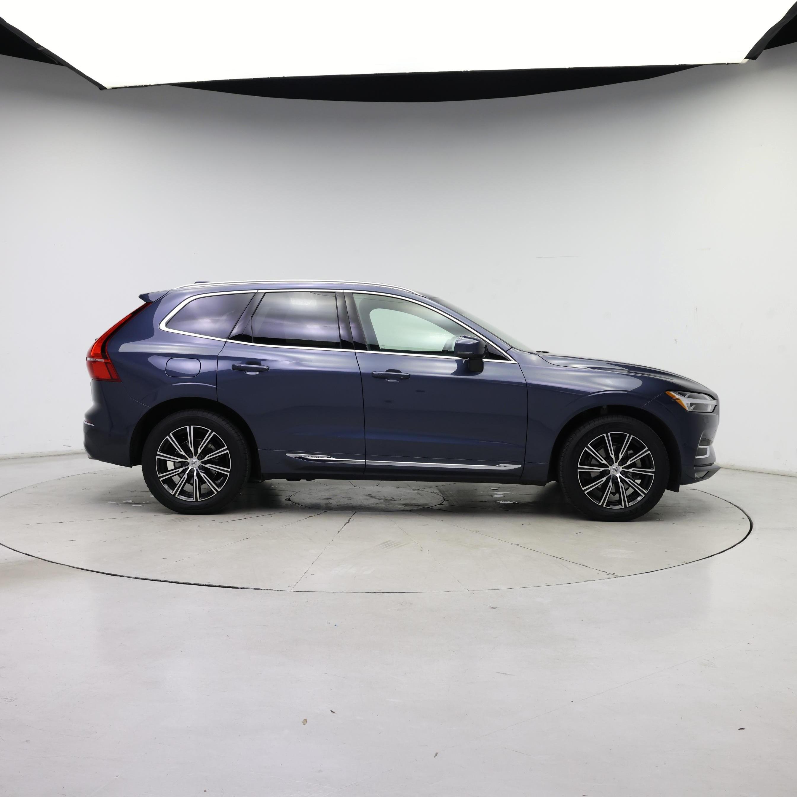 Thumbnail: 2019 Volvo XC60 - 7