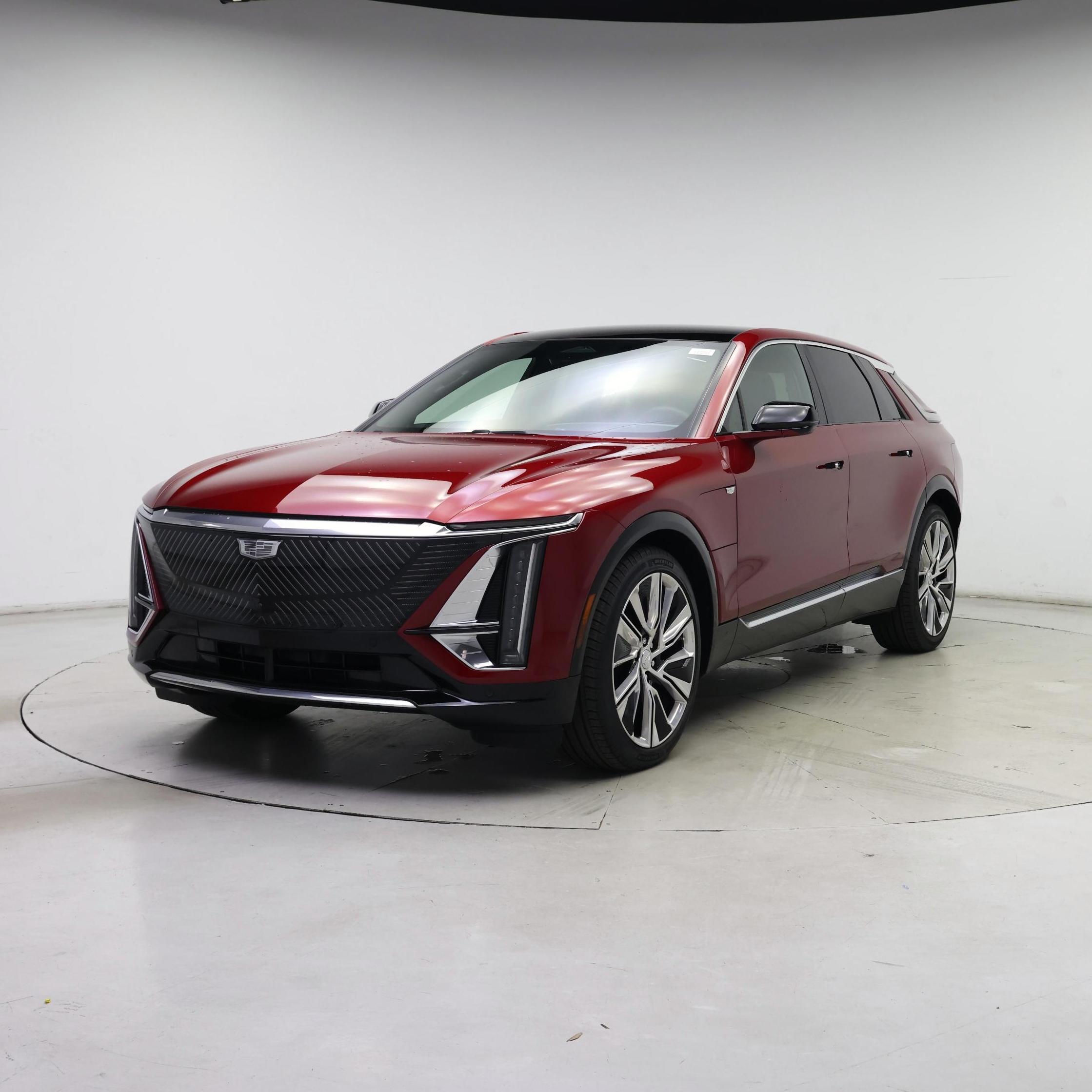 Thumbnail: 2024 Cadillac Lyriq - 4