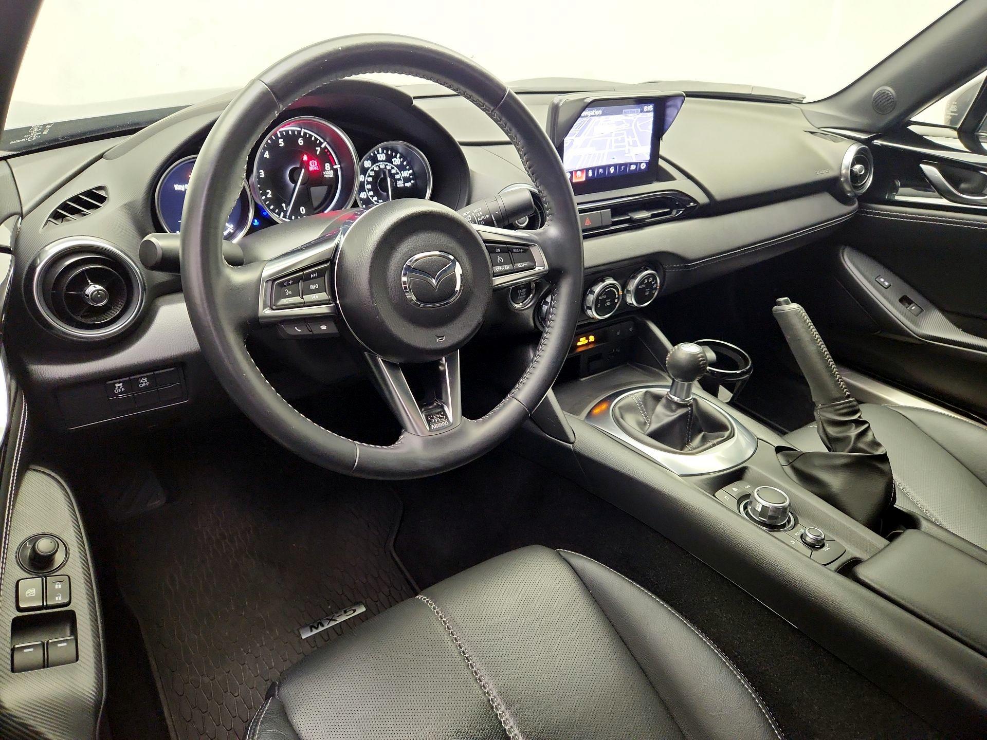Thumbnail: 2023 Mazda MX-5 Miata - 9