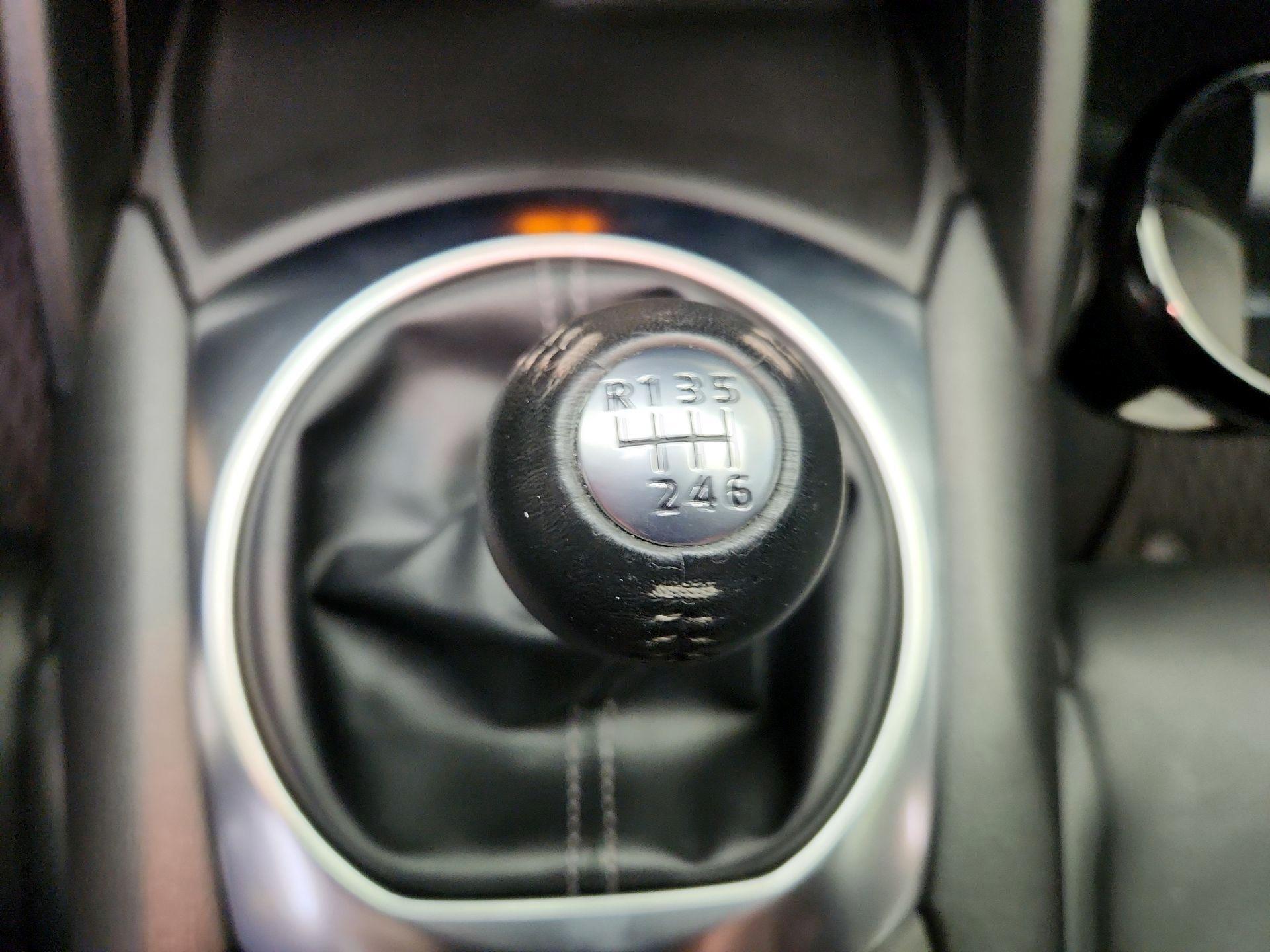 Thumbnail: 2023 Mazda MX-5 Miata - 18