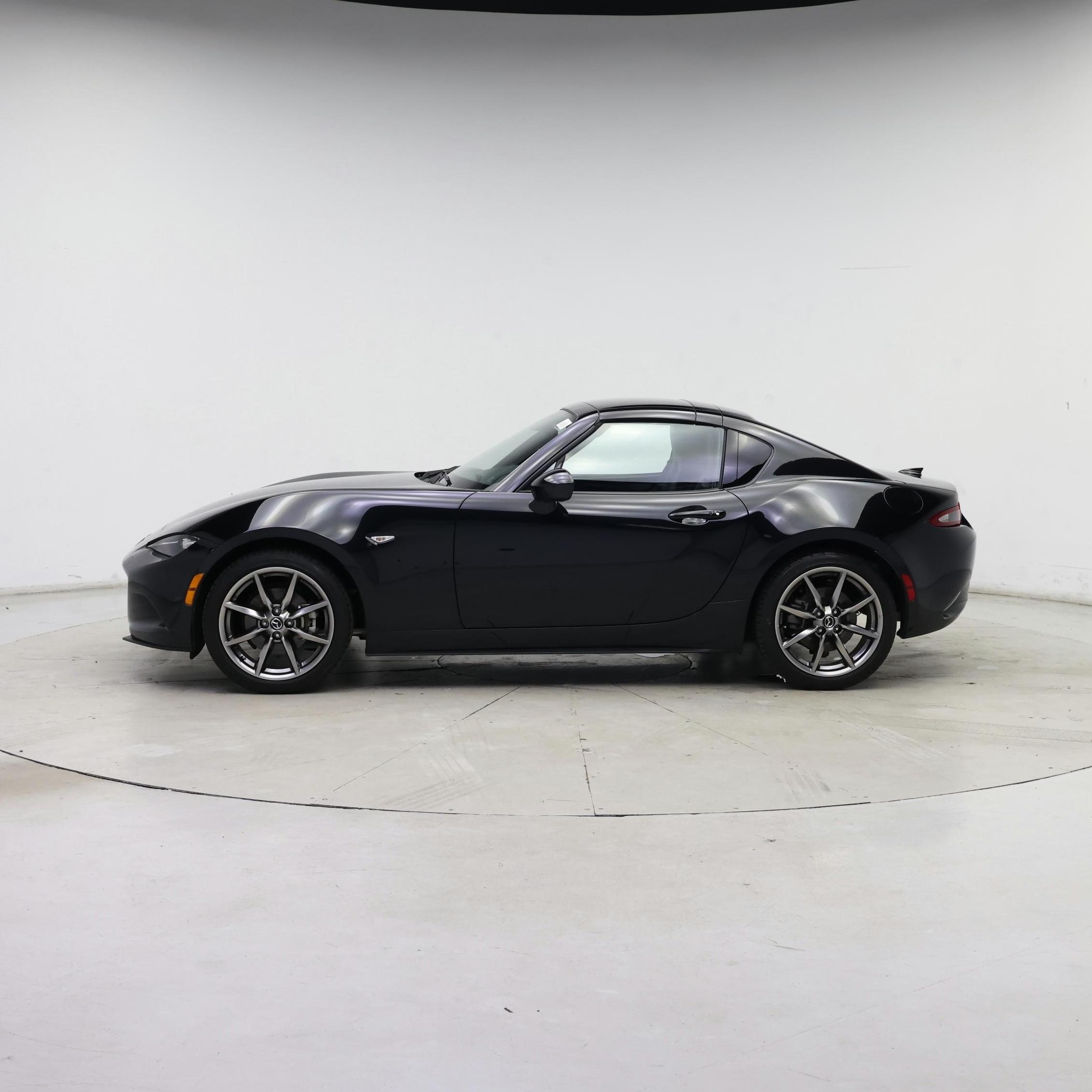 Thumbnail: 2023 Mazda MX-5 Miata - 3