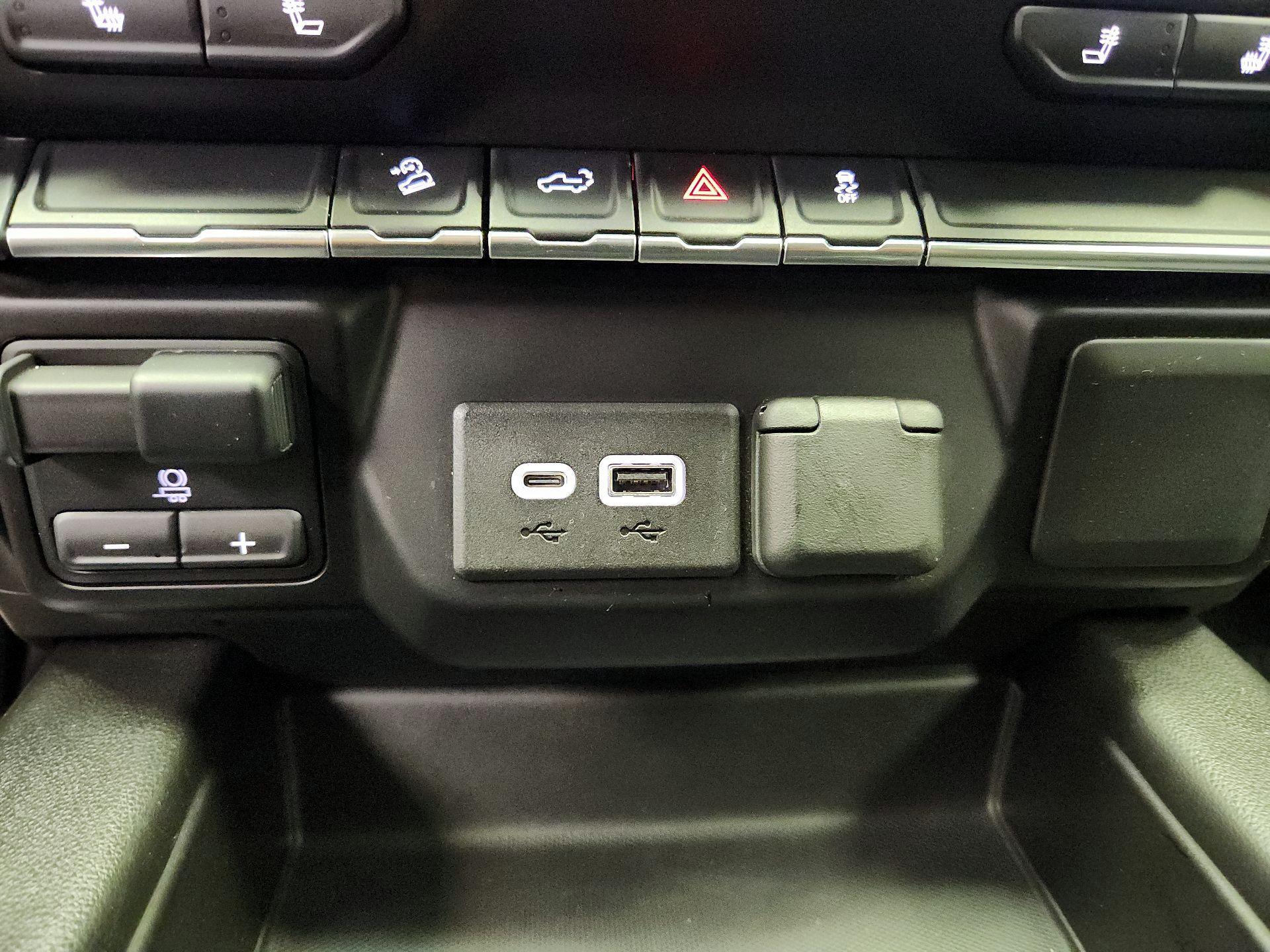 Thumbnail: 2021 Chevrolet Silverado 1500 - 18