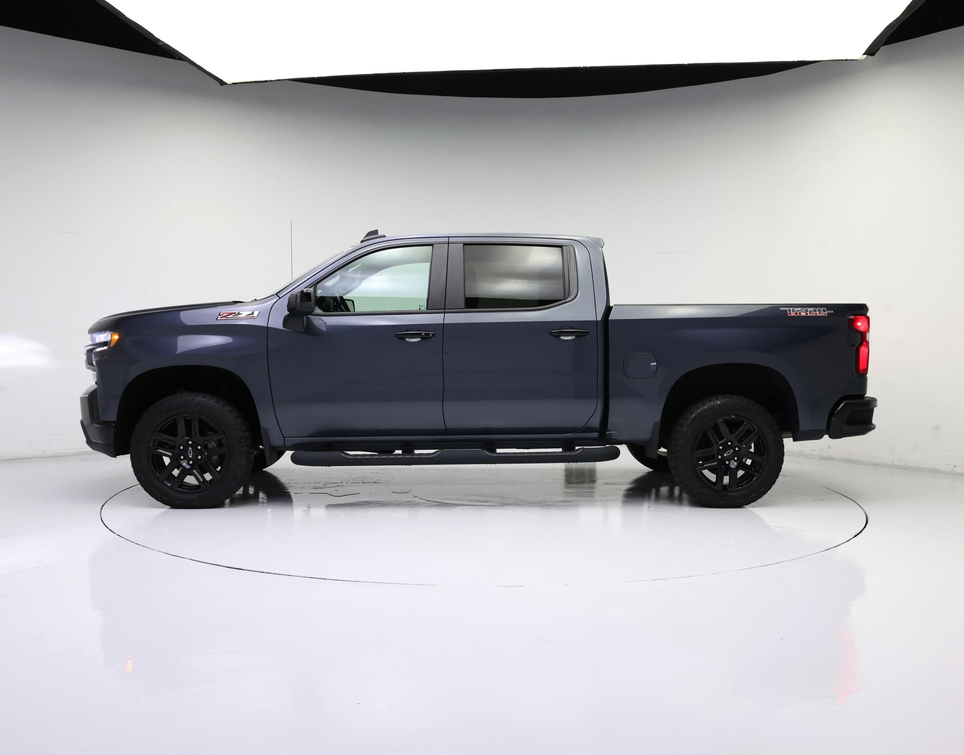 Thumbnail: 2021 Chevrolet Silverado 1500 - 3