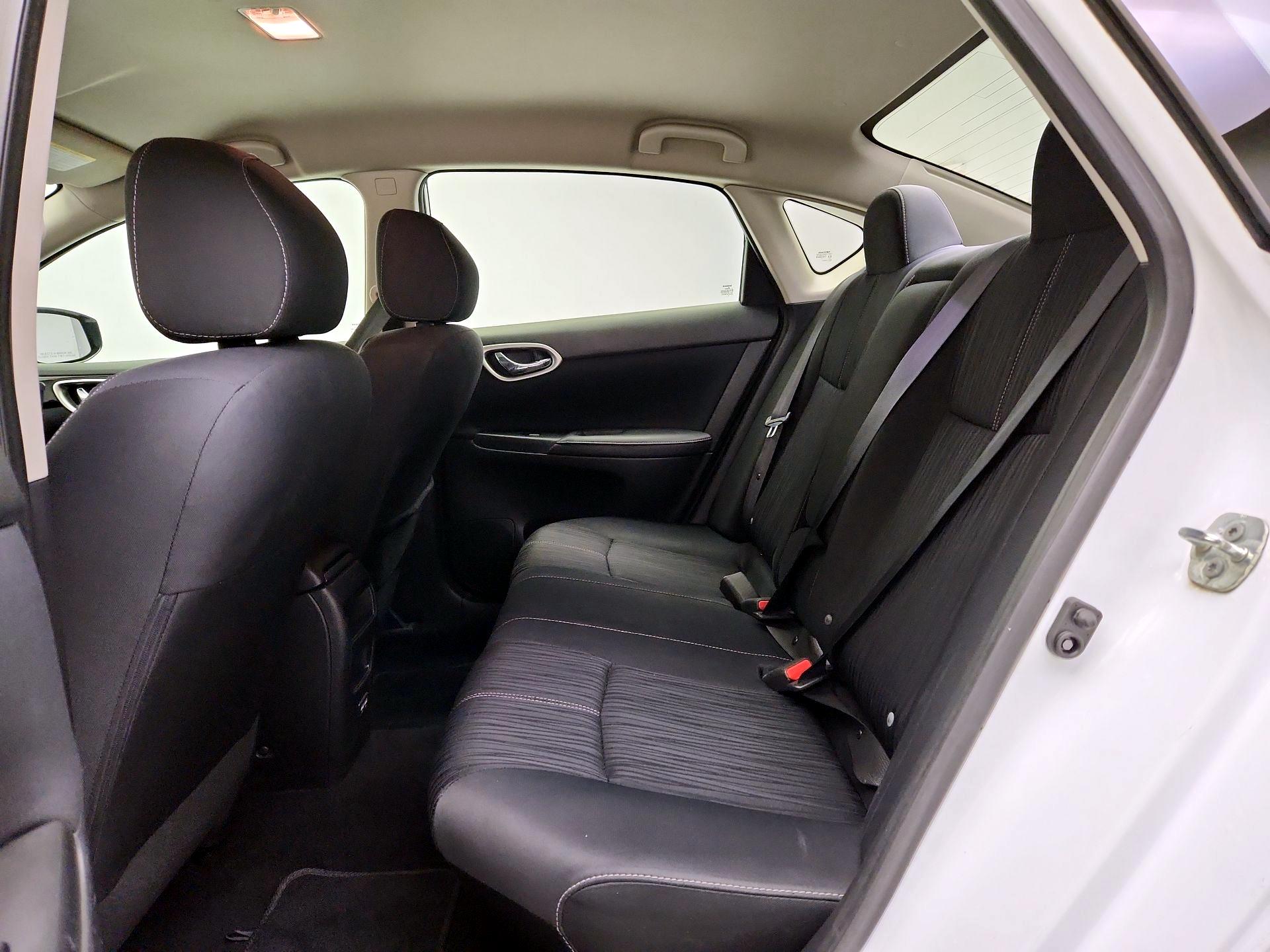 Thumbnail: 2018 Nissan Sentra - 19