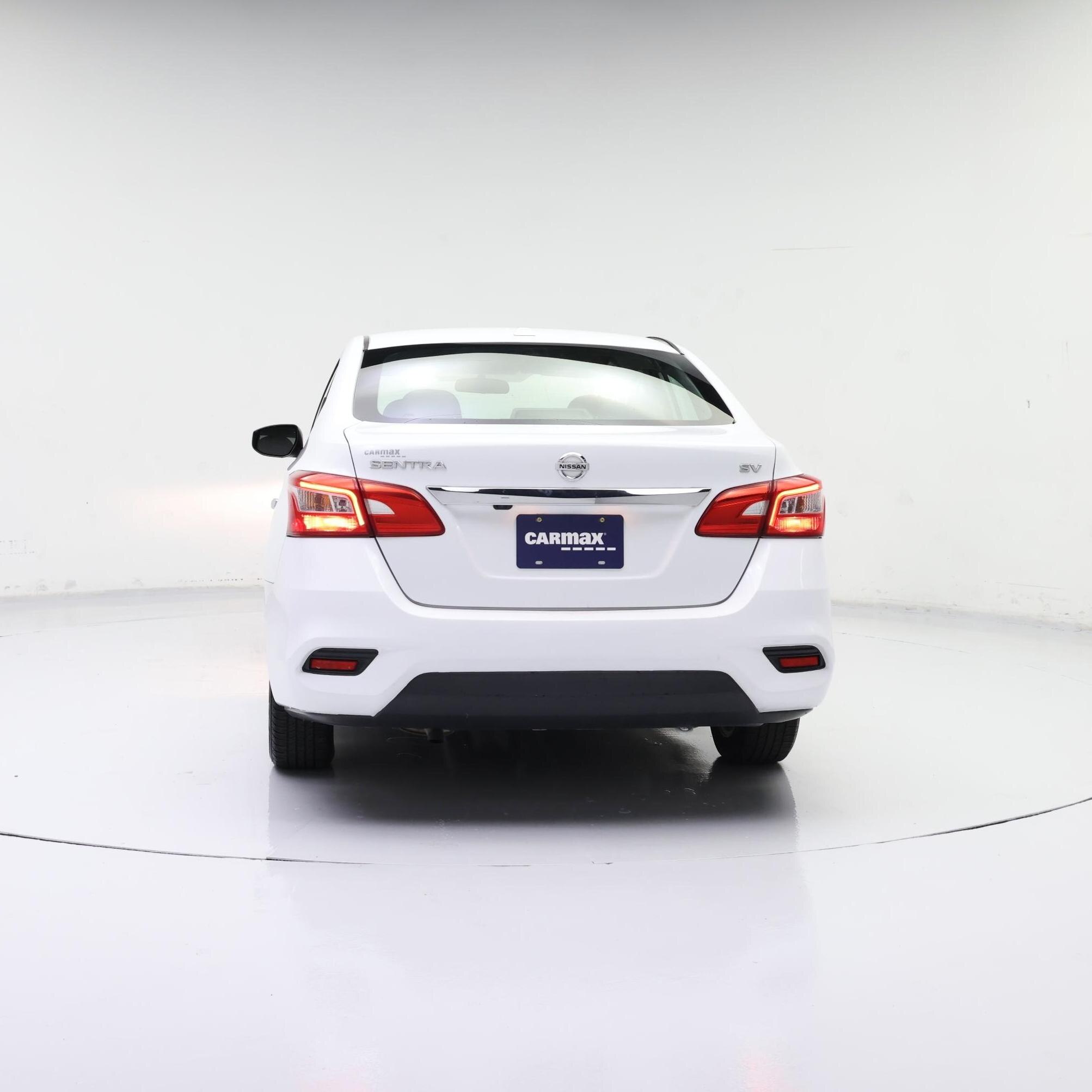 Thumbnail: 2018 Nissan Sentra - 6