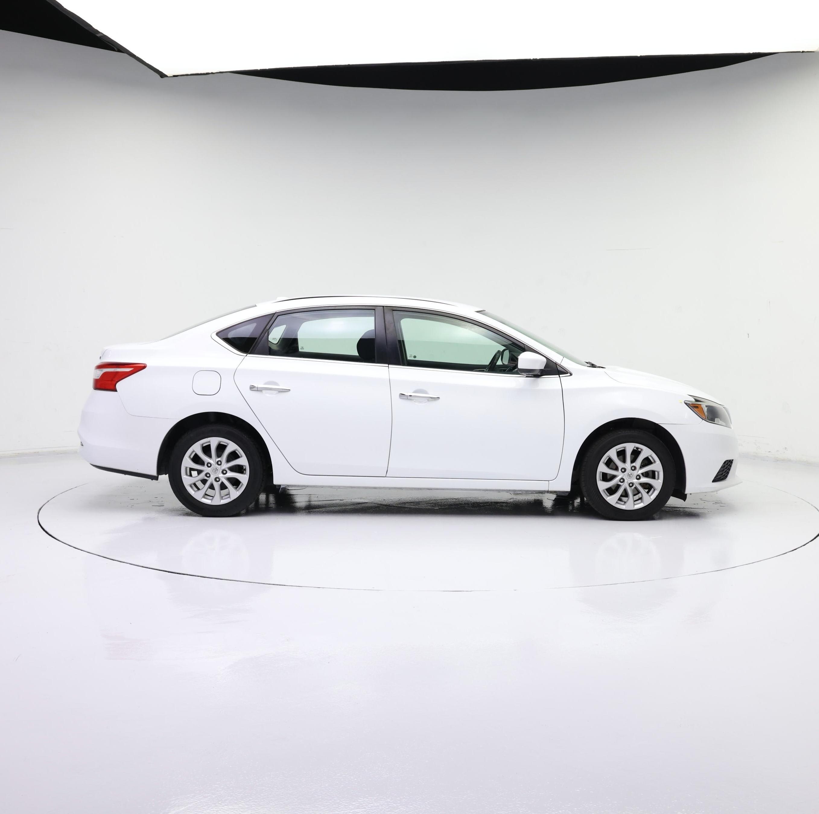 Thumbnail: 2018 Nissan Sentra - 7