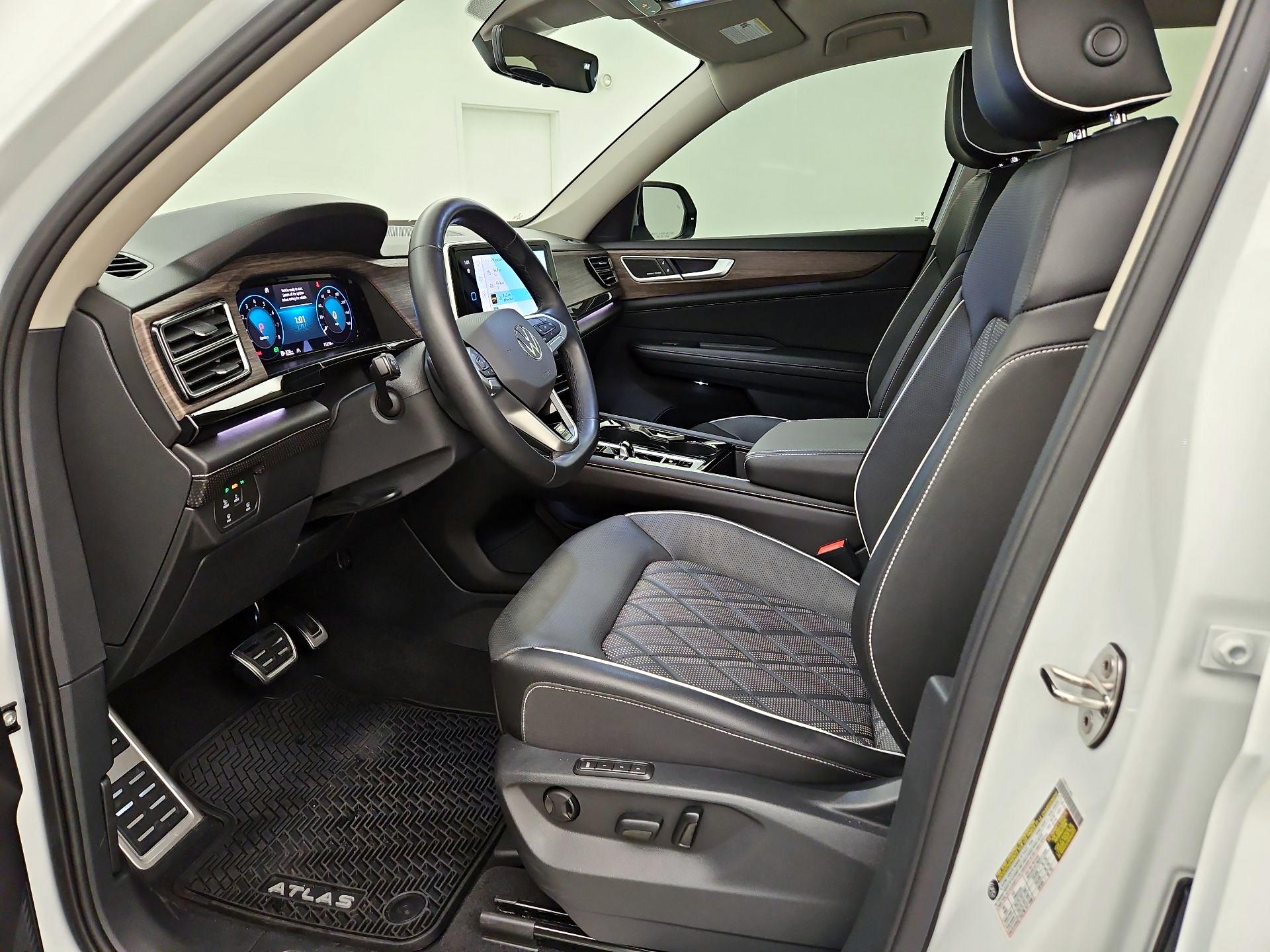 Thumbnail: 2024 Volkswagen Atlas - 11