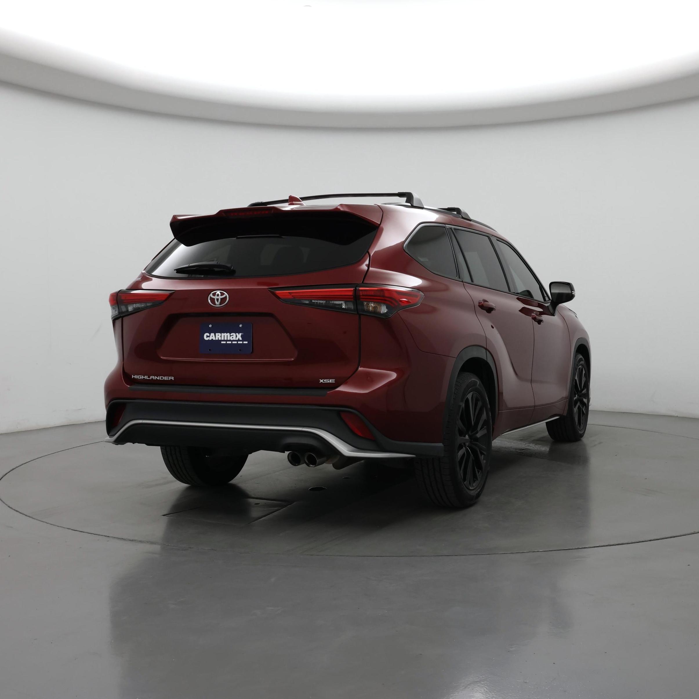 Thumbnail: 2023 Toyota Highlander - 8