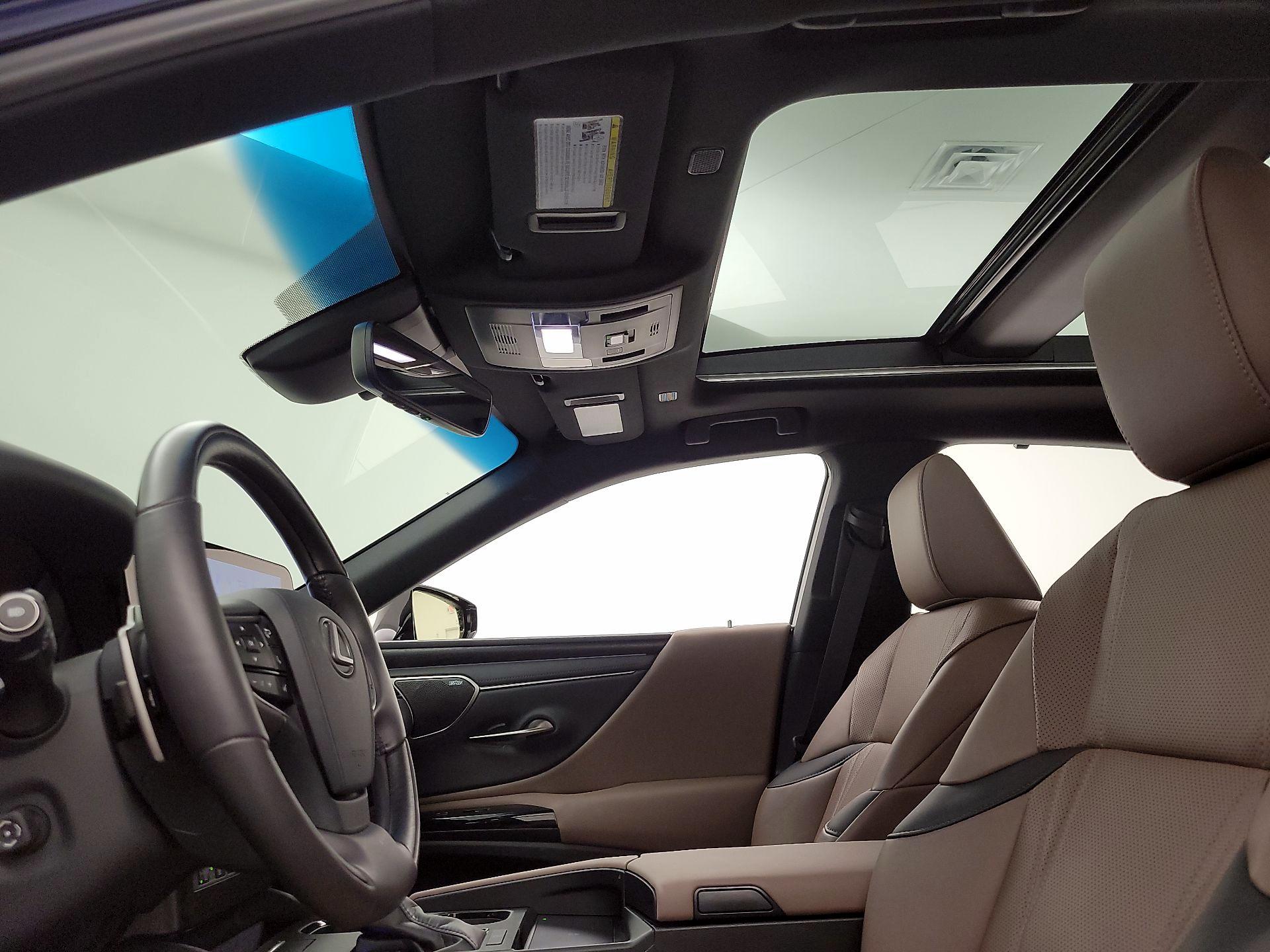 Thumbnail: 2025 Lexus ES - 20