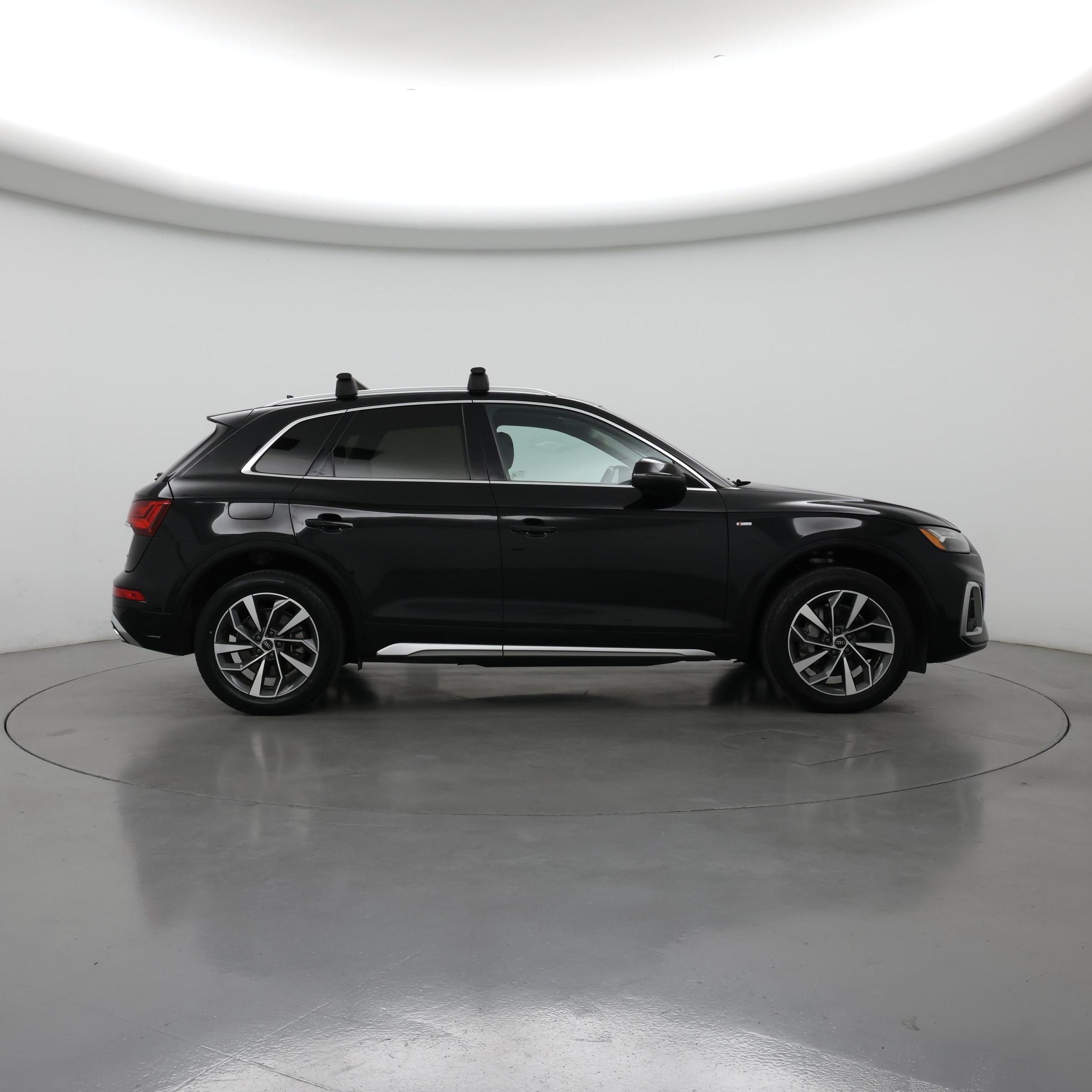Thumbnail: 2023 Audi Q5 - 7