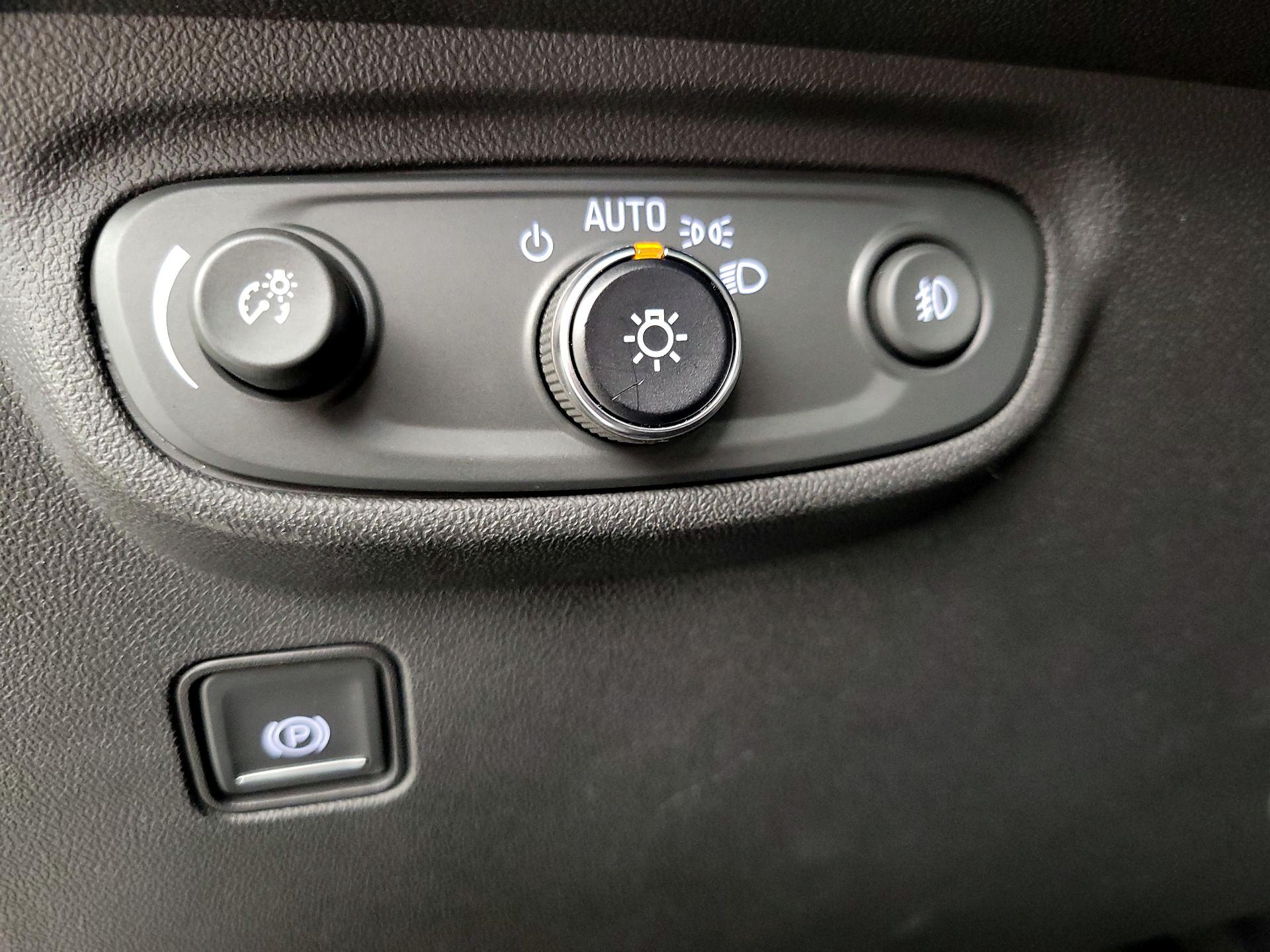 Thumbnail: 2020 GMC Terrain - 13