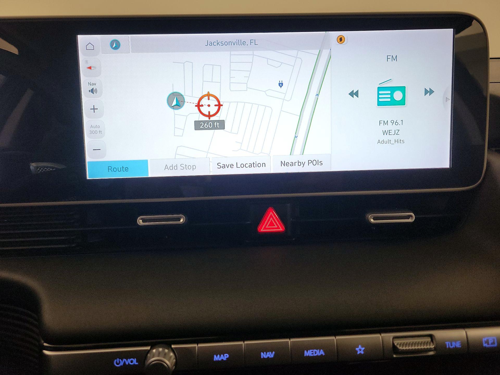 Thumbnail: 2022 Hyundai Ioniq 5 - 14