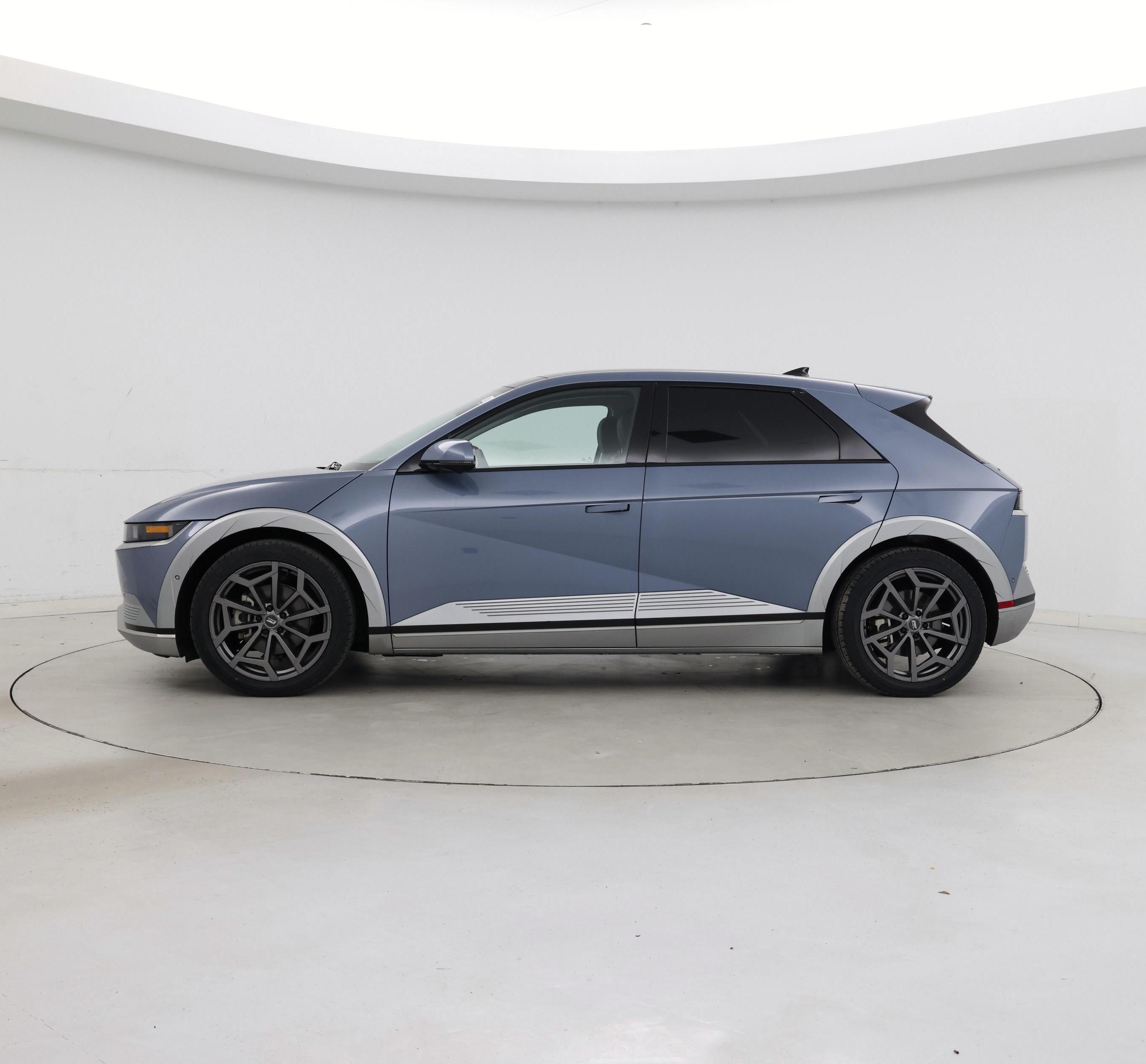 Thumbnail: 2022 Hyundai Ioniq 5 - 3