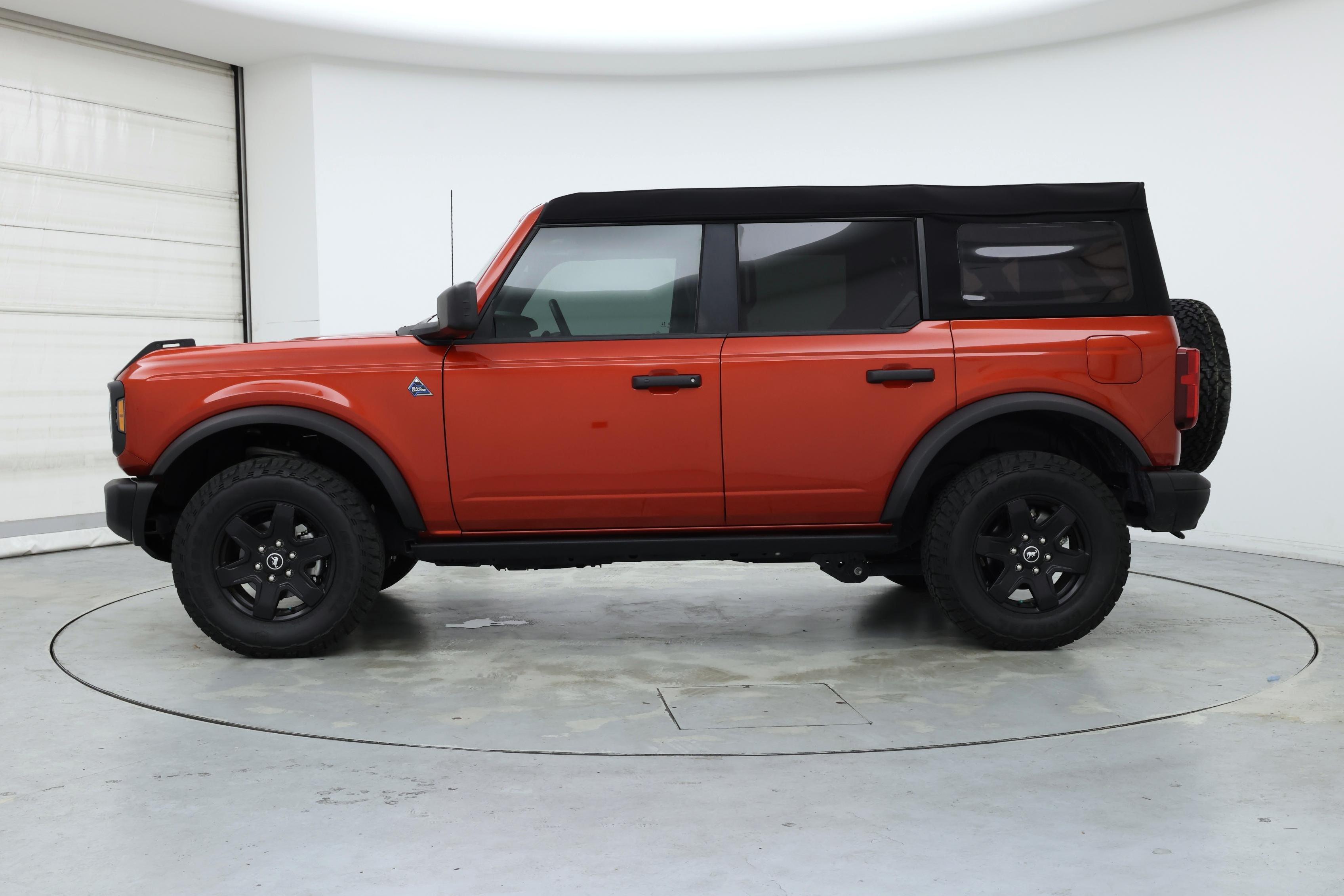 Thumbnail: 2024 Ford Bronco - 3