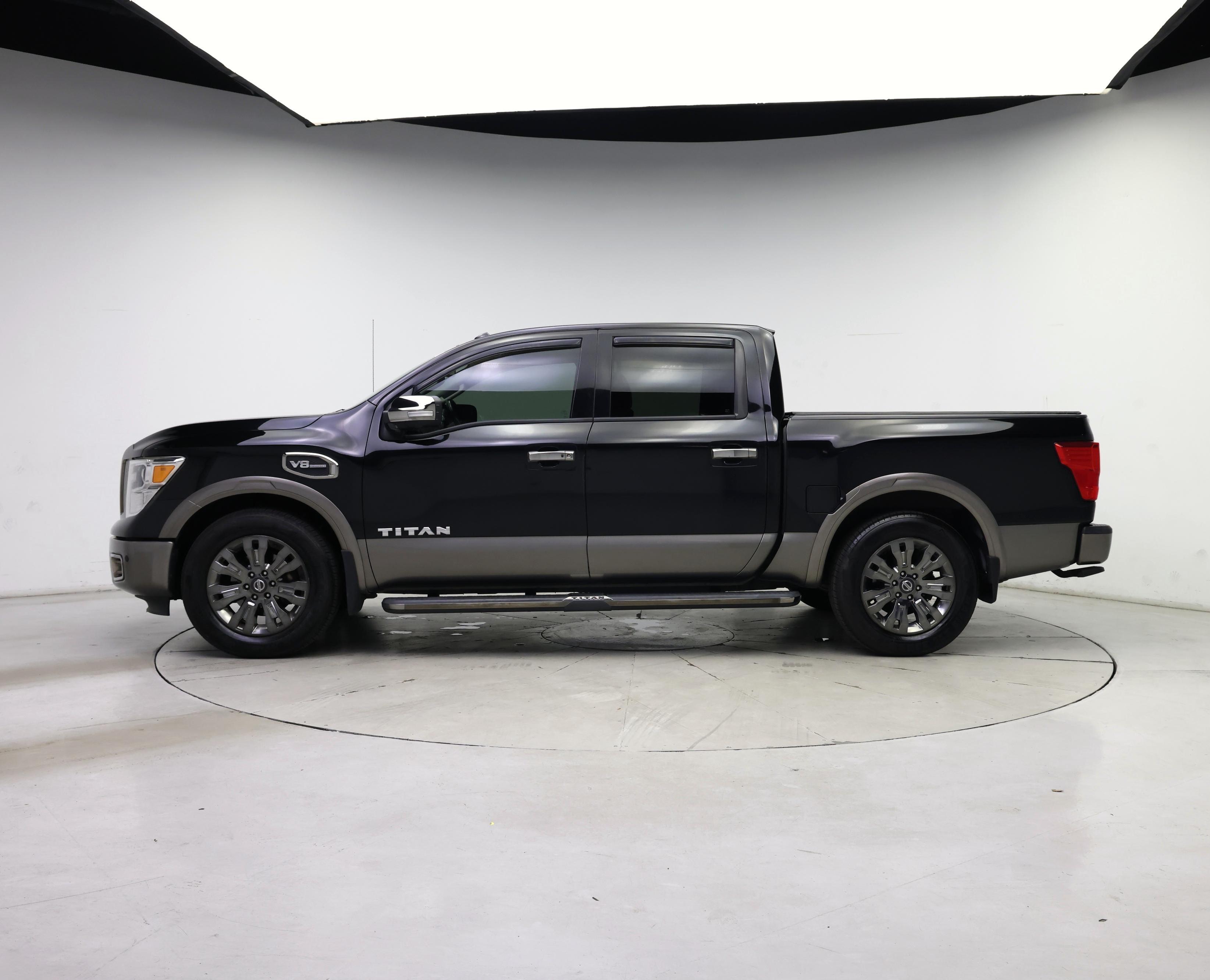 Thumbnail: 2017 Nissan Titan - 3