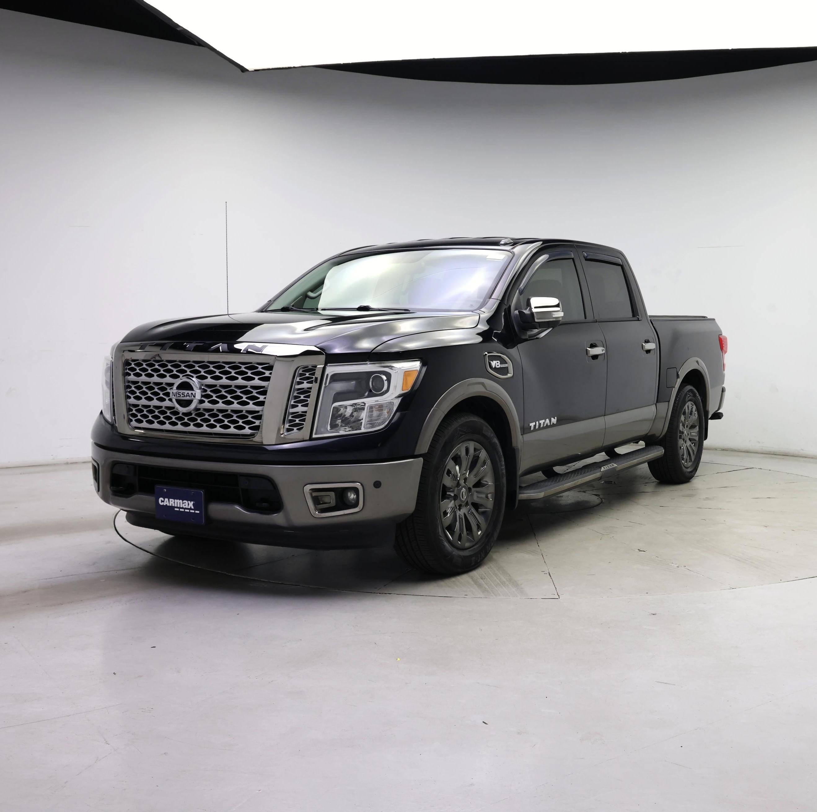 Thumbnail: 2017 Nissan Titan - 4
