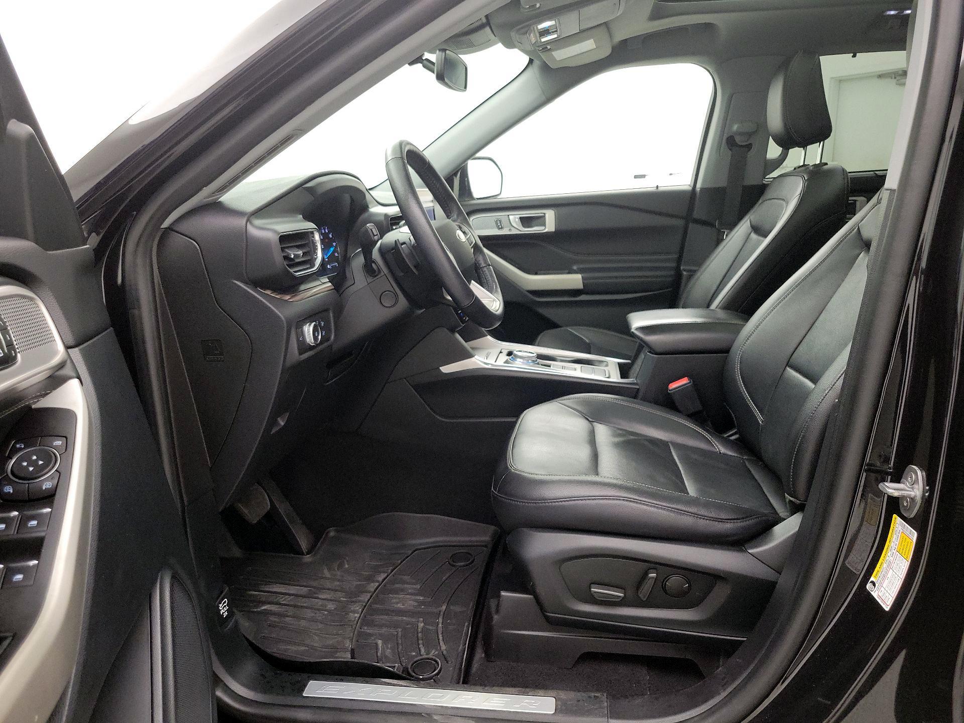 Thumbnail: 2021 Ford Explorer - 11