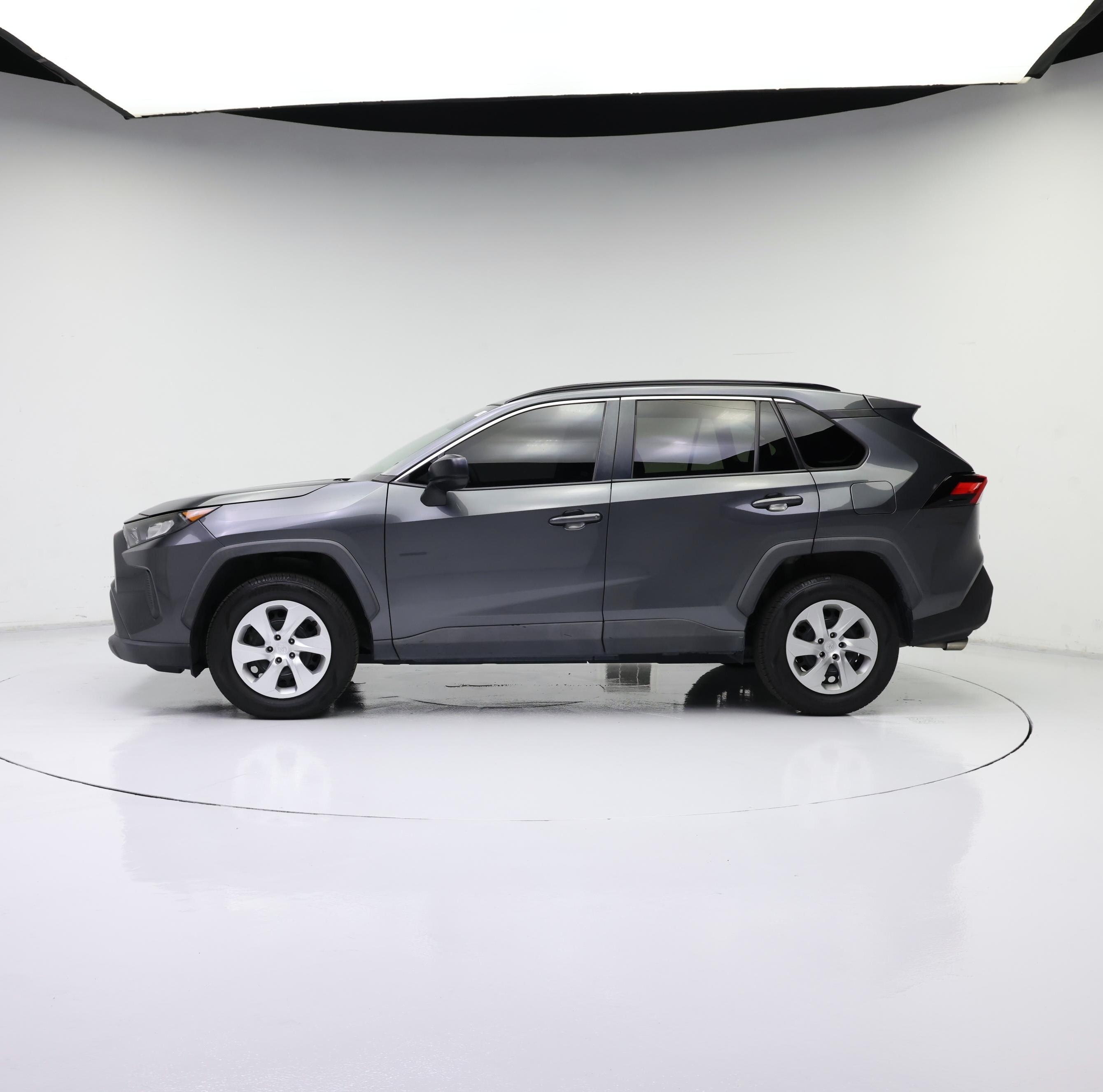 Thumbnail: 2020 Toyota RAV4 - 3