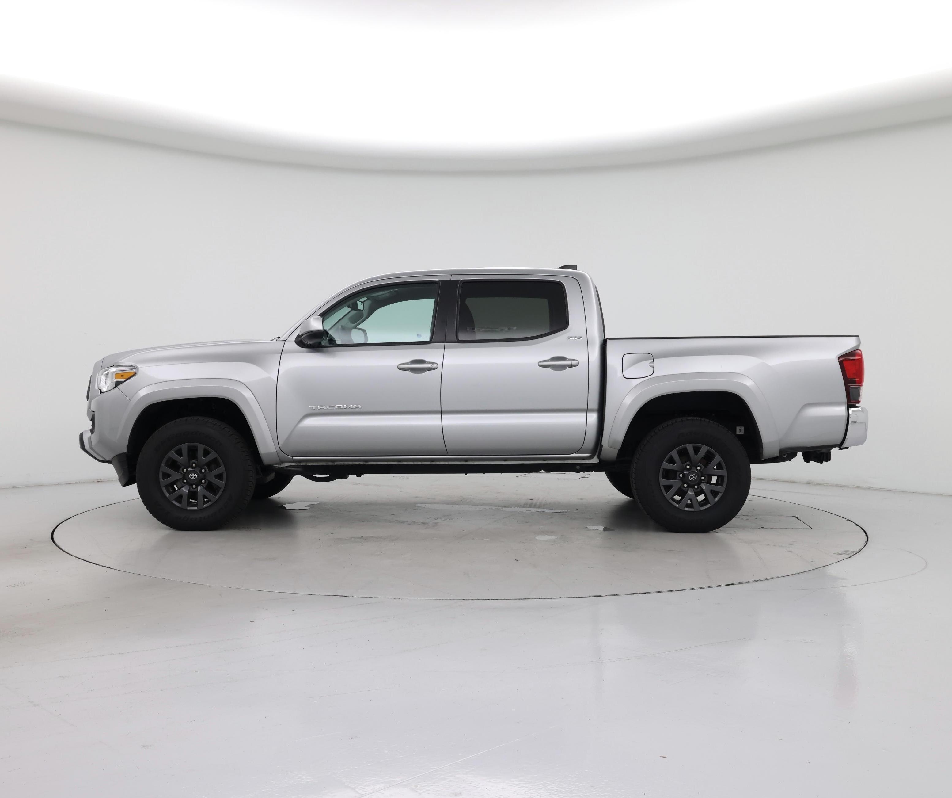 Thumbnail: 2023 Toyota Tacoma - 3