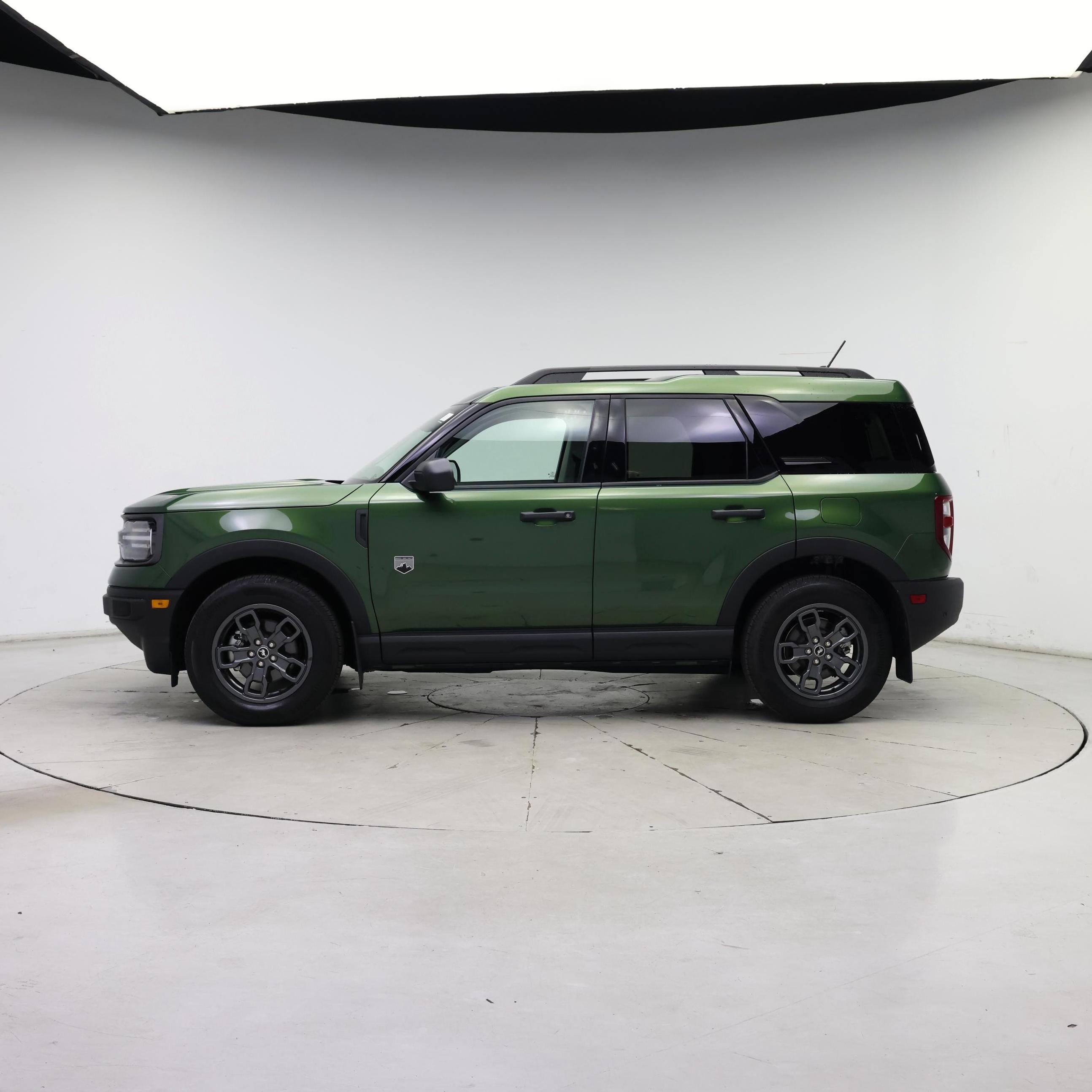 Thumbnail: 2023 Ford Bronco Sport - 3