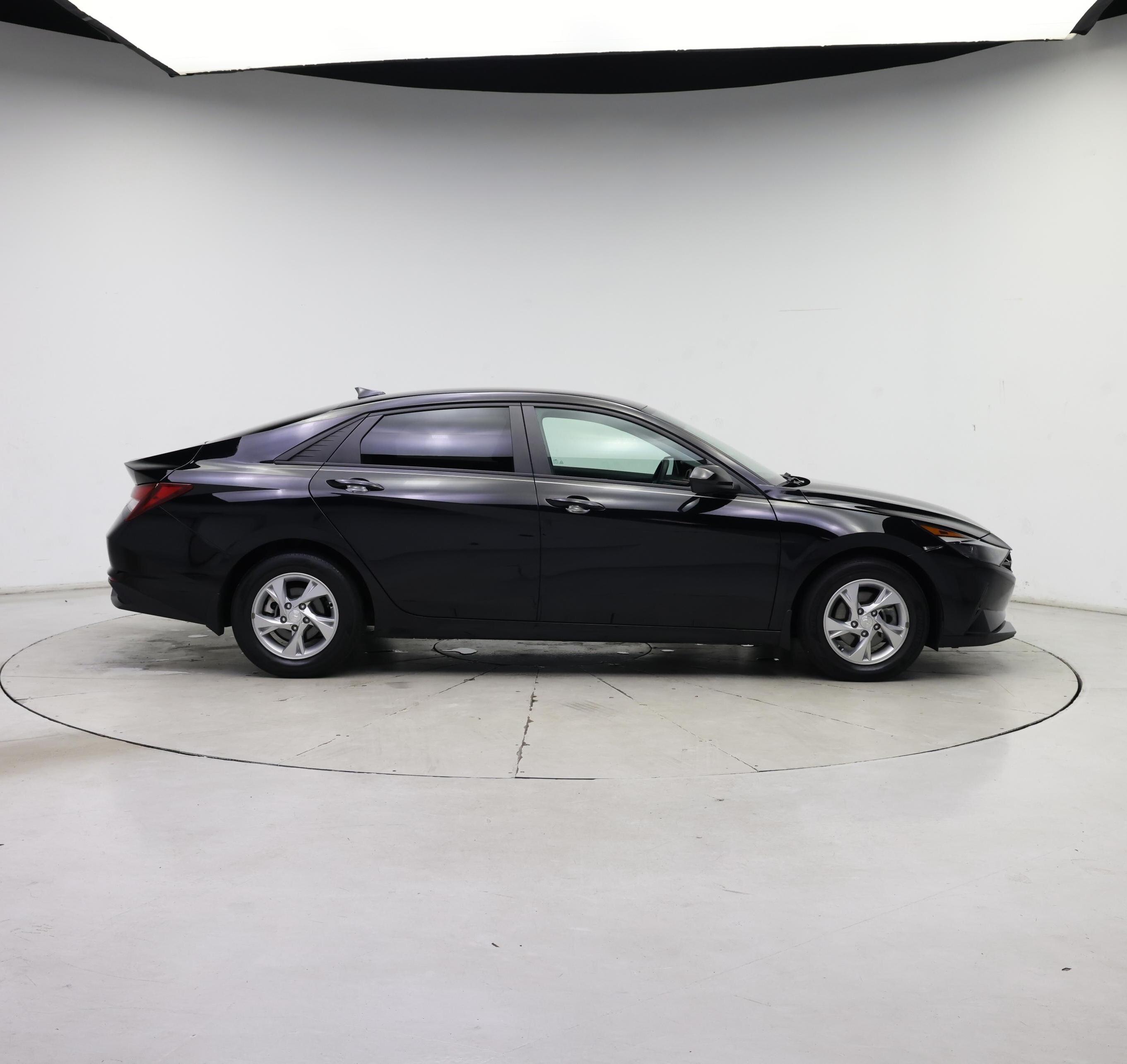 Thumbnail: 2022 Hyundai Elantra - 7