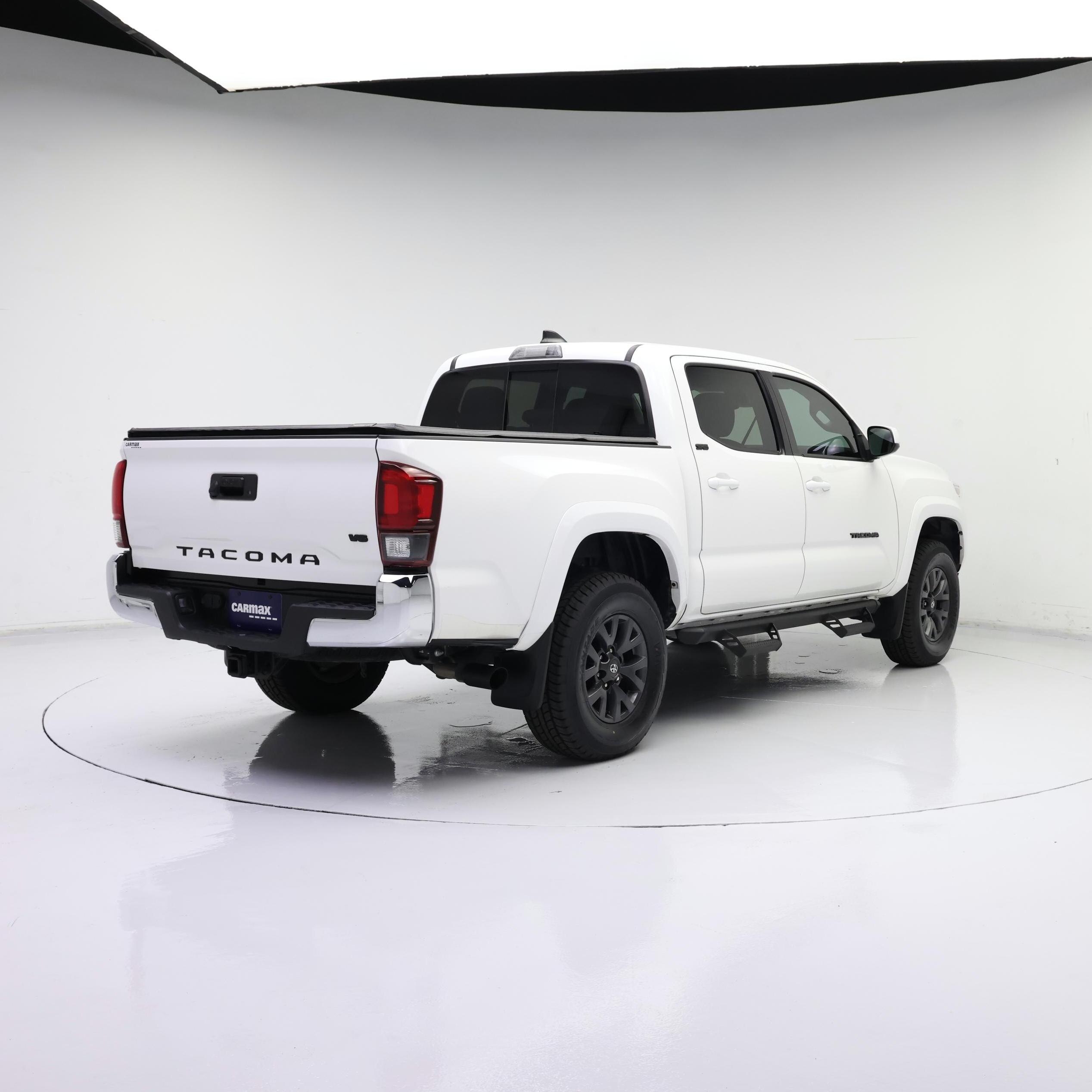Thumbnail: 2023 Toyota Tacoma - 8