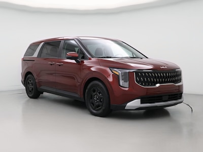 Red 2025 Kia Carnival LXS