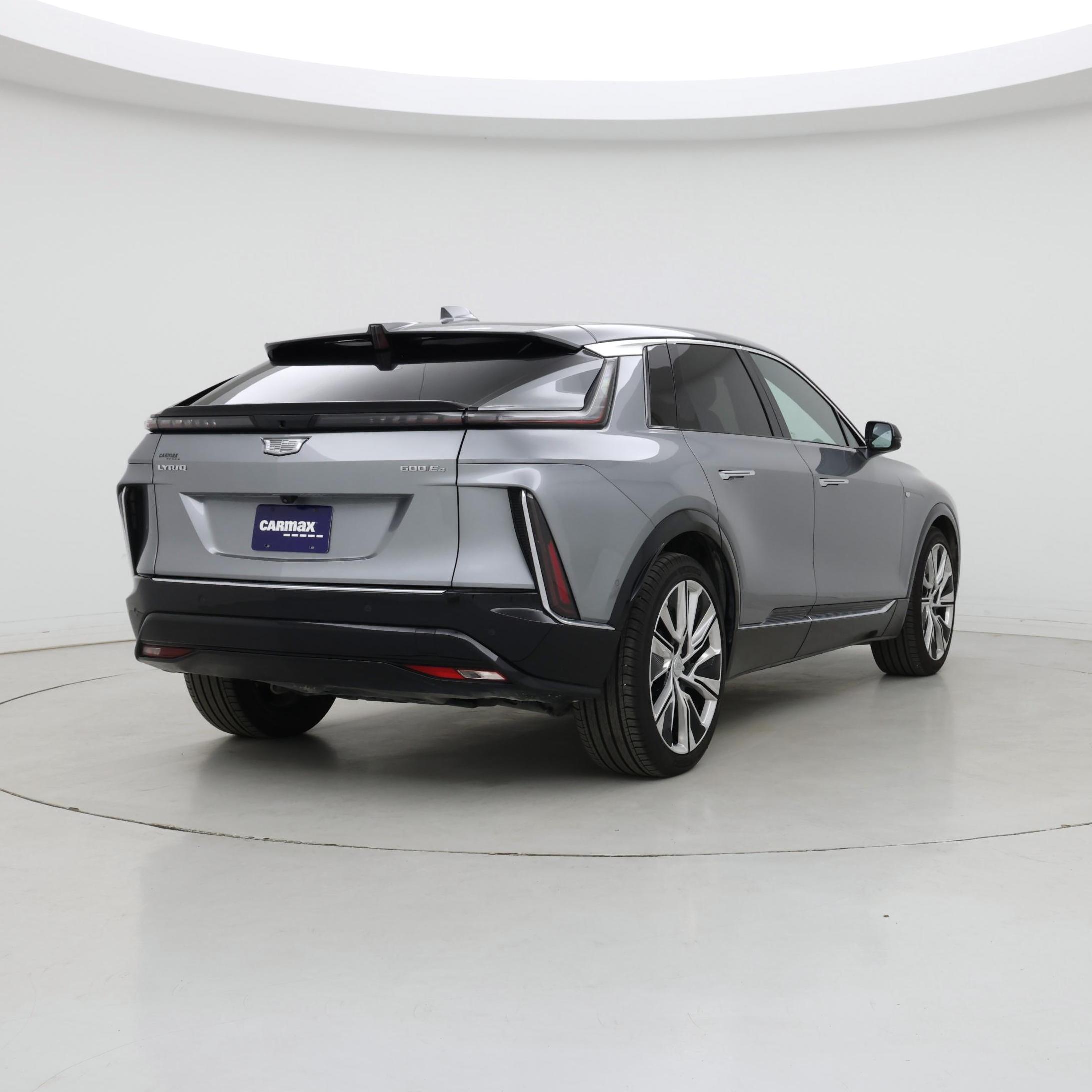 Thumbnail: 2024 Cadillac Lyriq - 8