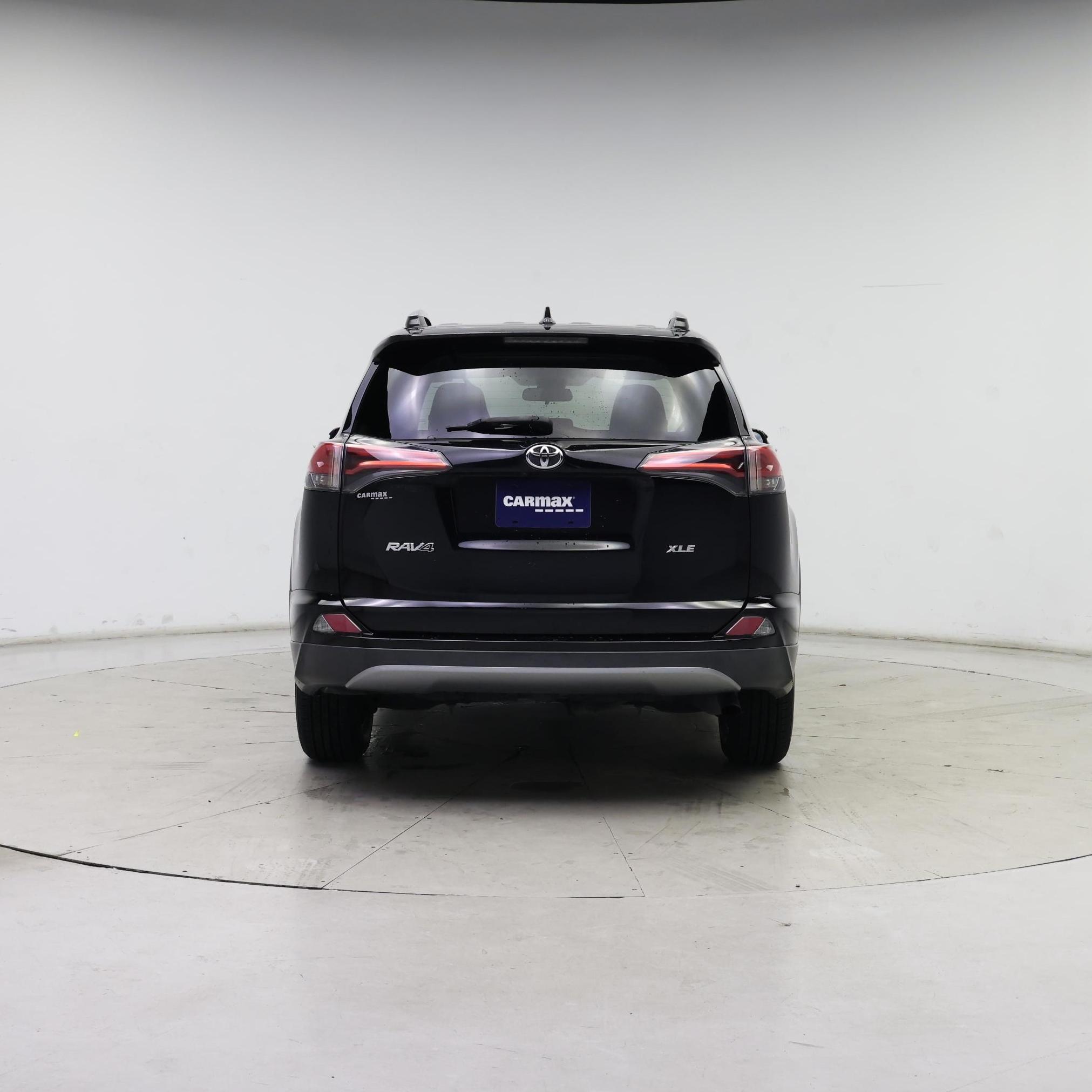Thumbnail: 2018 Toyota RAV4 - 6