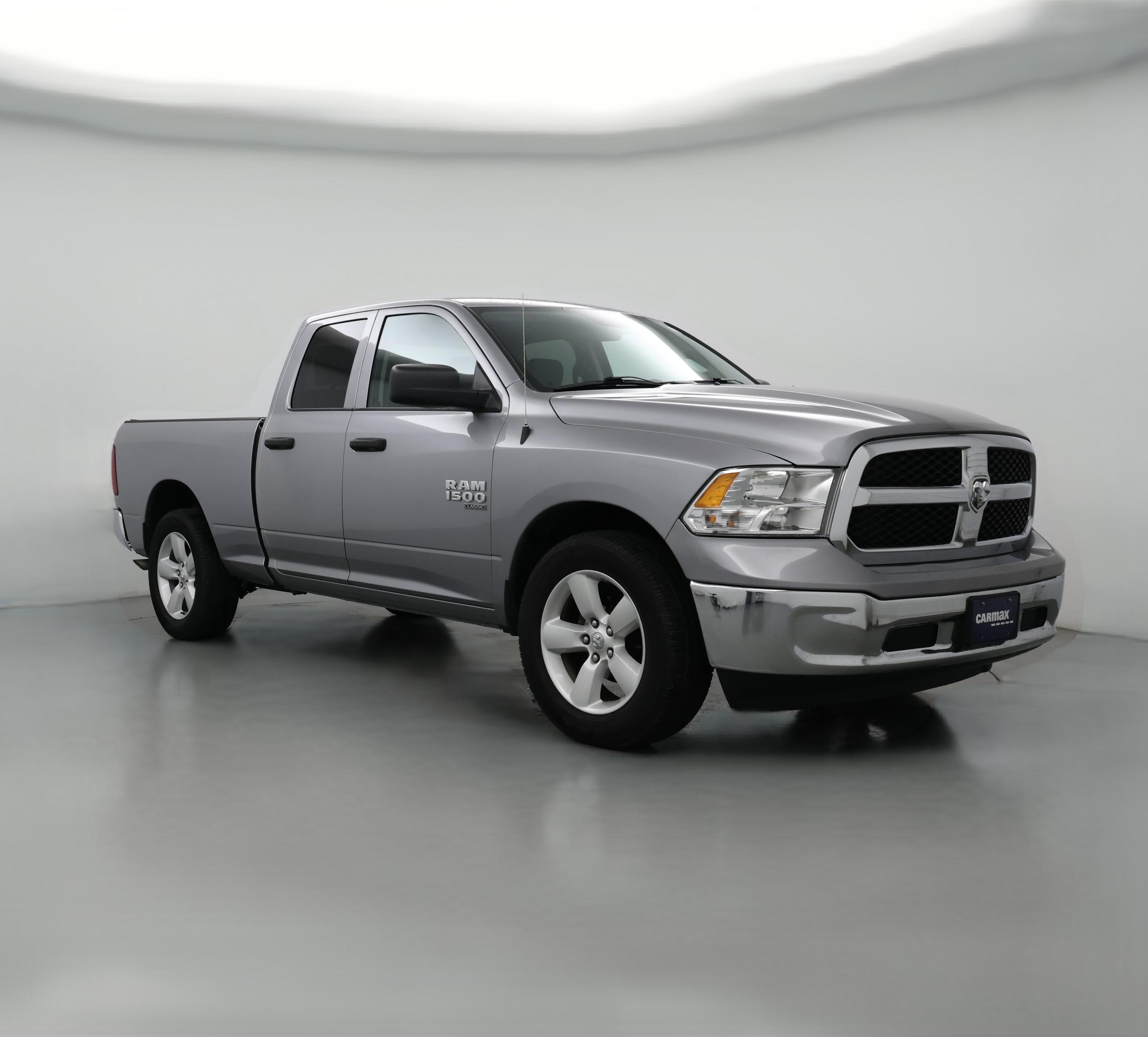 Thumbnail: 2024 RAM 1500 Classic - 1