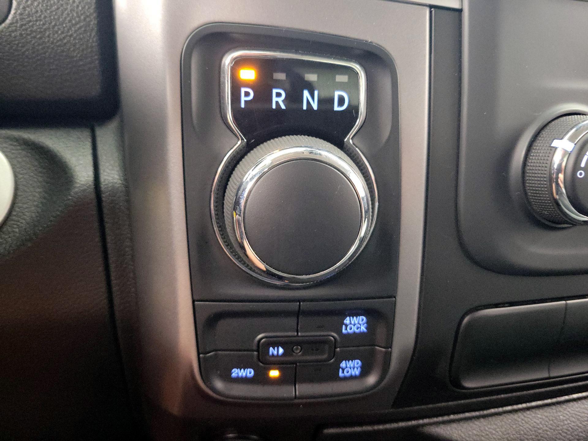 Thumbnail: 2024 RAM 1500 Classic - 17