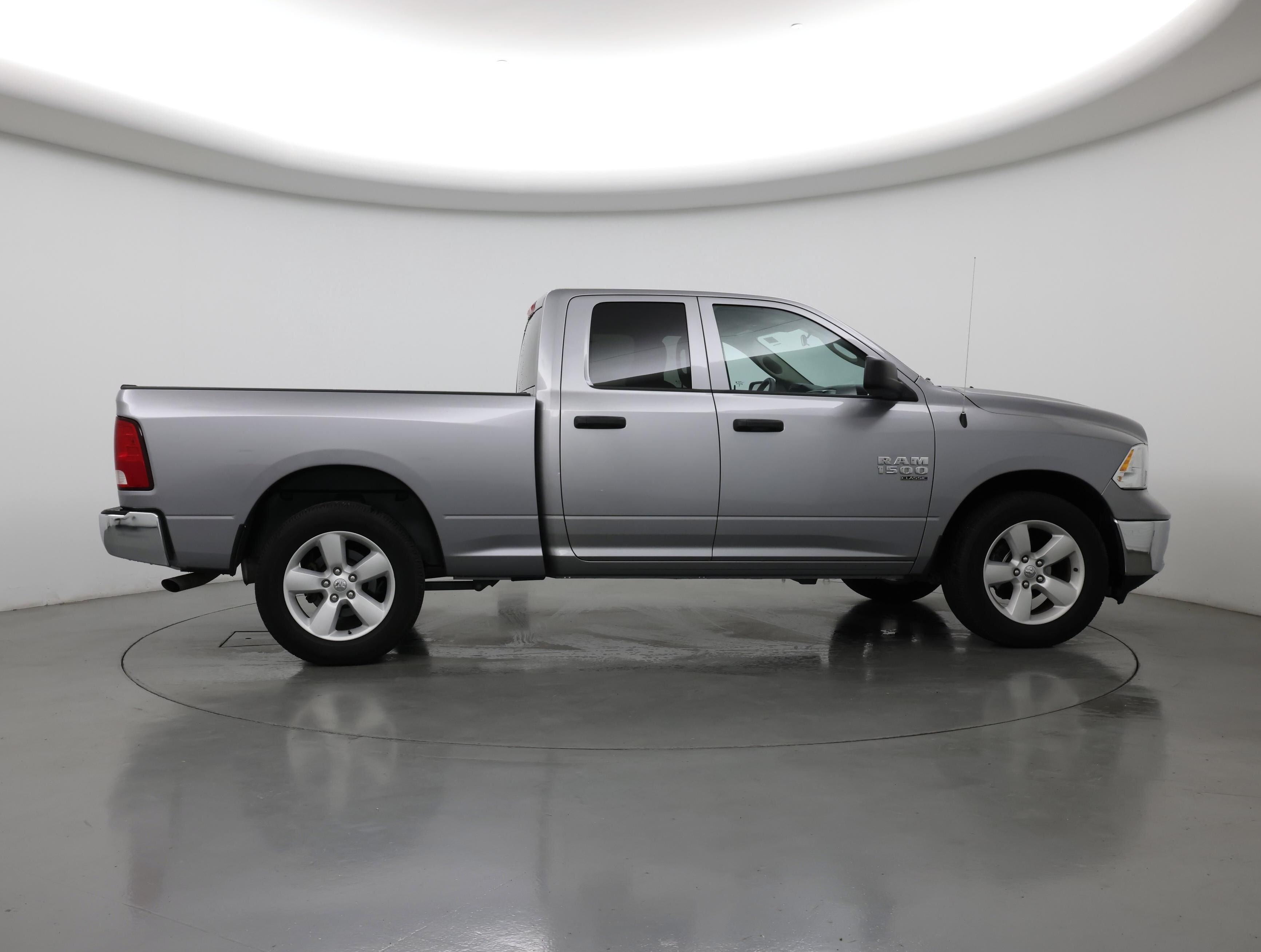 Thumbnail: 2024 RAM 1500 Classic - 7