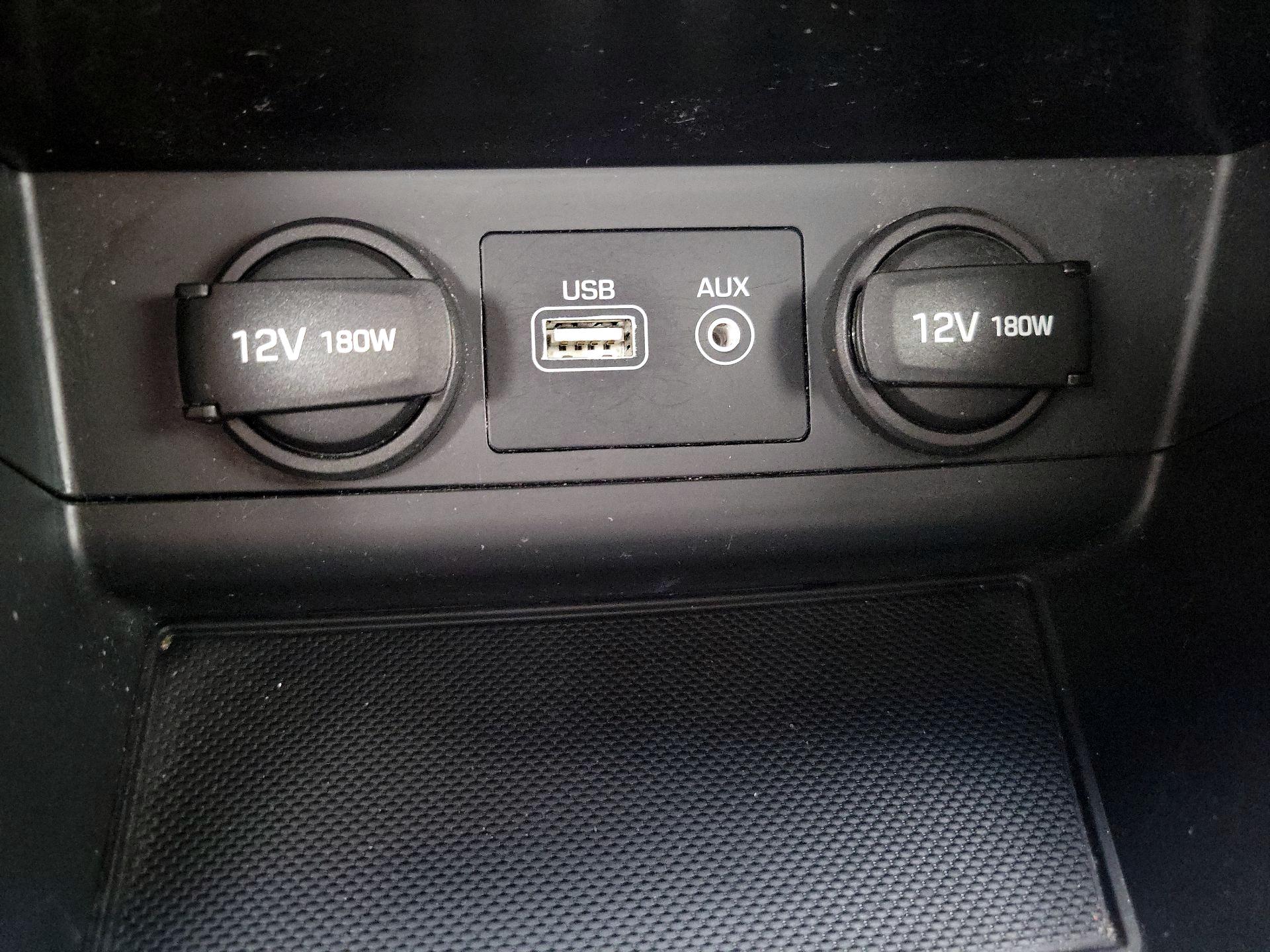 Thumbnail: 2016 Hyundai Sonata - 18