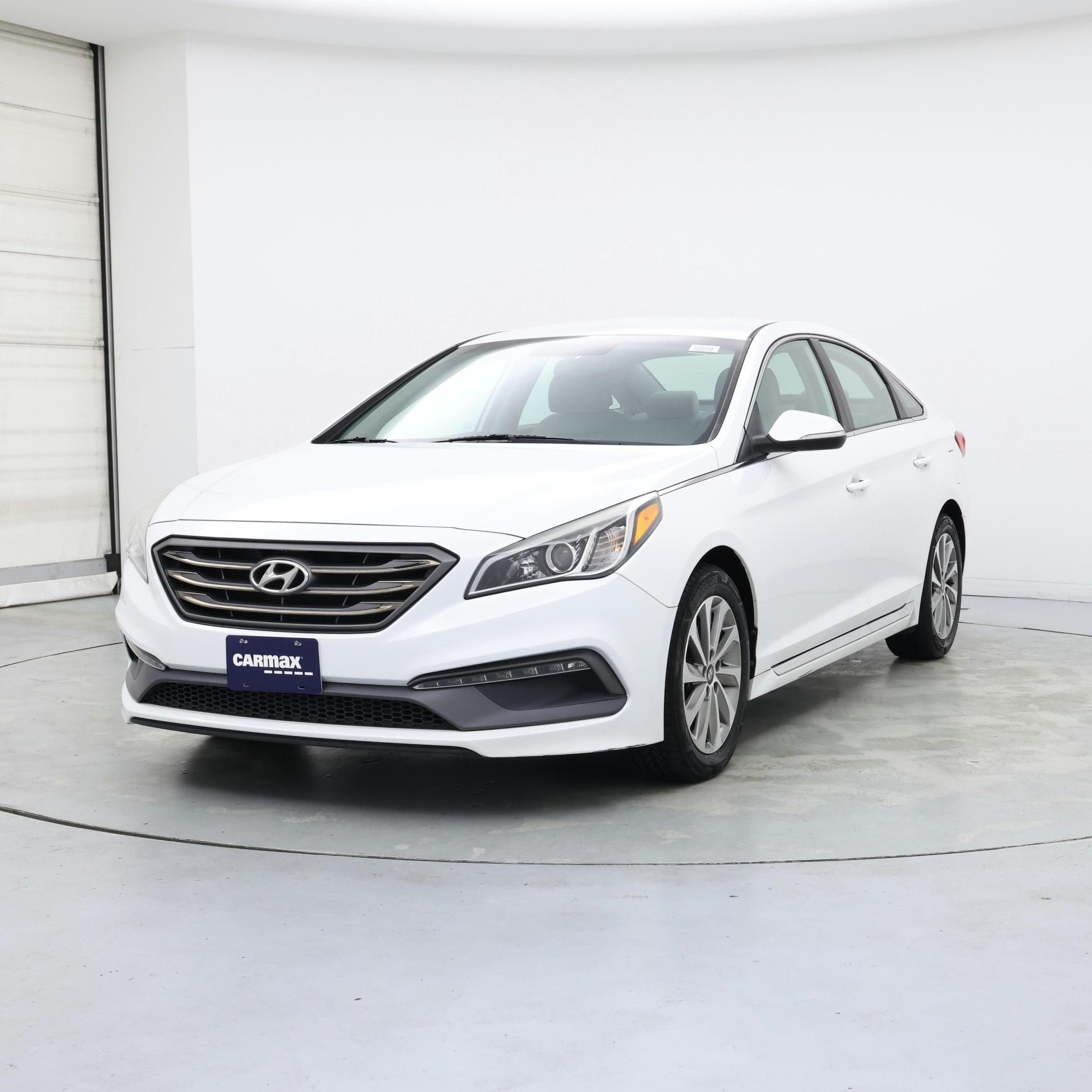 Thumbnail: 2016 Hyundai Sonata - 4