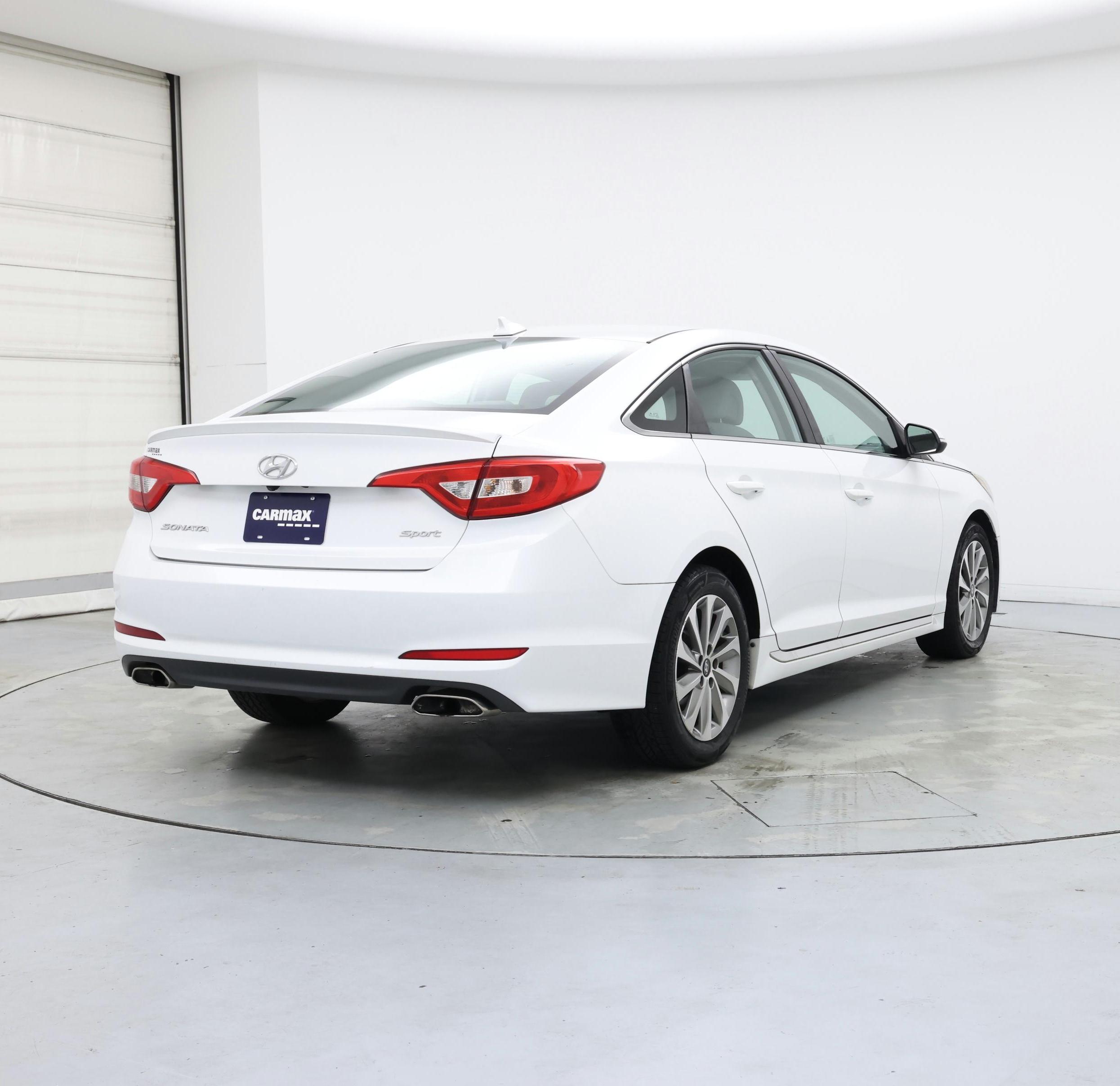 Thumbnail: 2016 Hyundai Sonata - 8