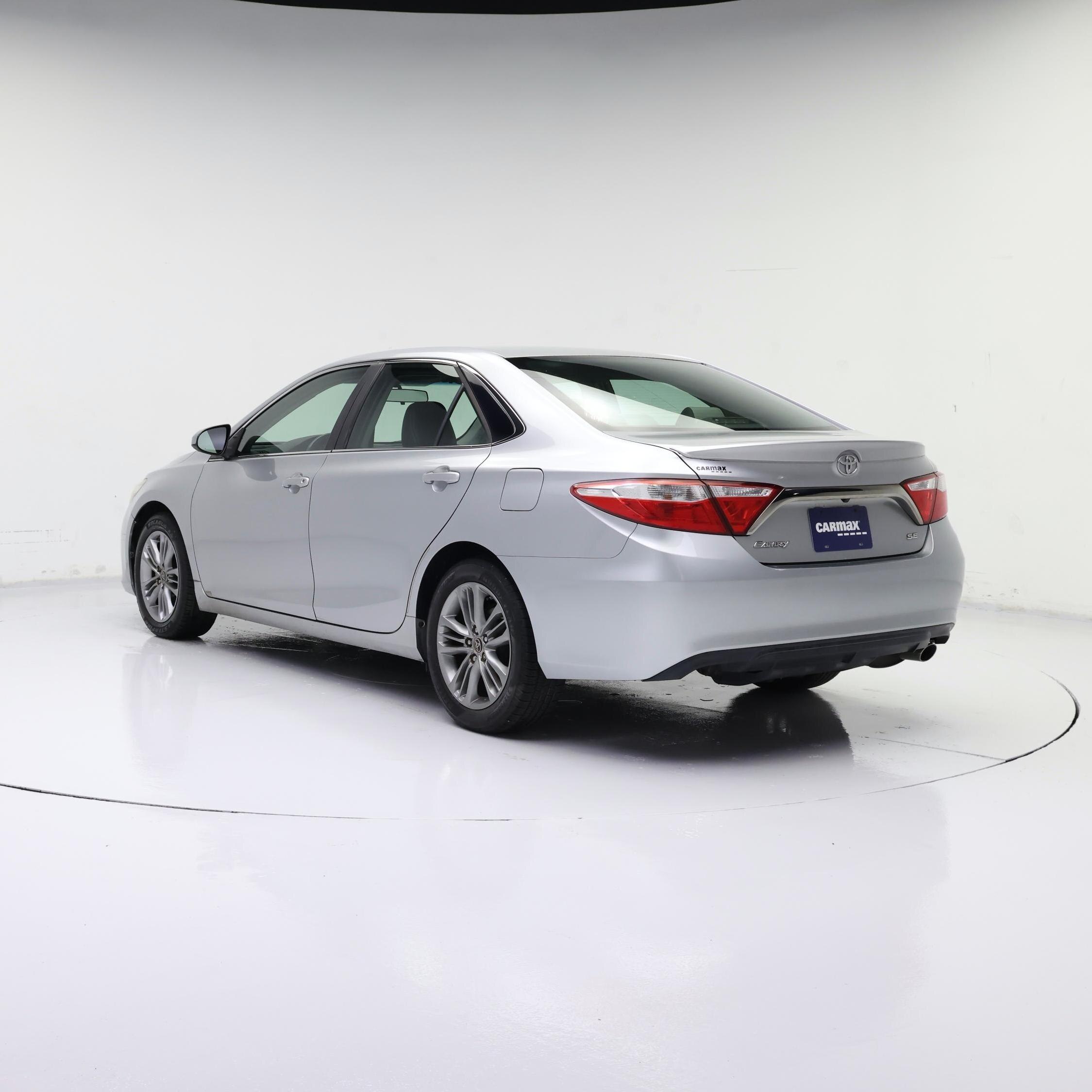 Thumbnail: 2015 Toyota Camry - 2