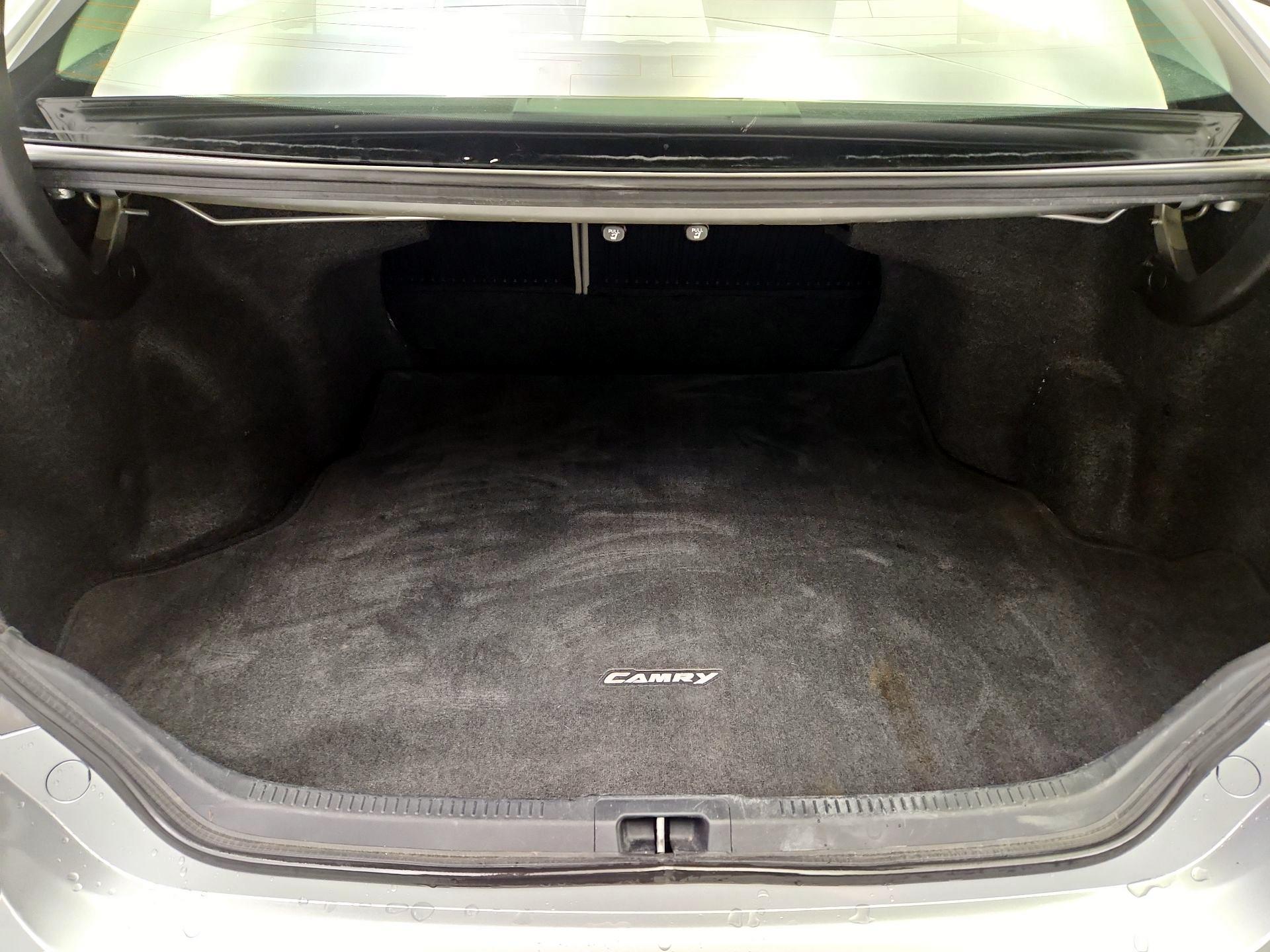 Thumbnail: 2015 Toyota Camry - 20