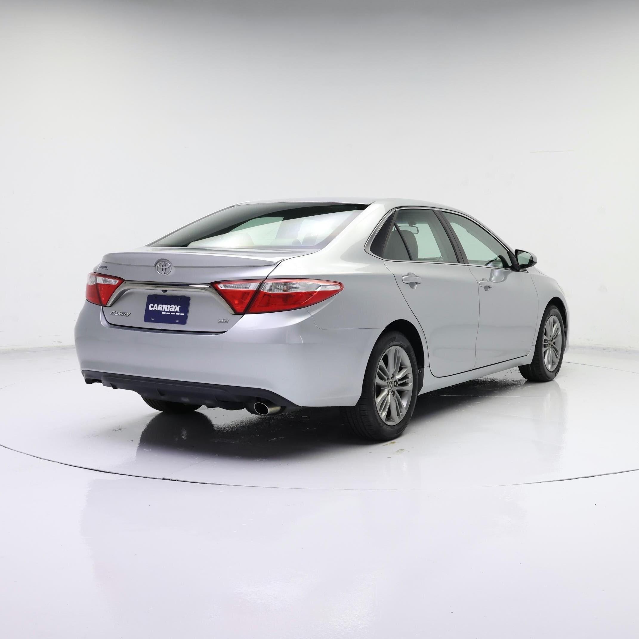 Thumbnail: 2015 Toyota Camry - 8