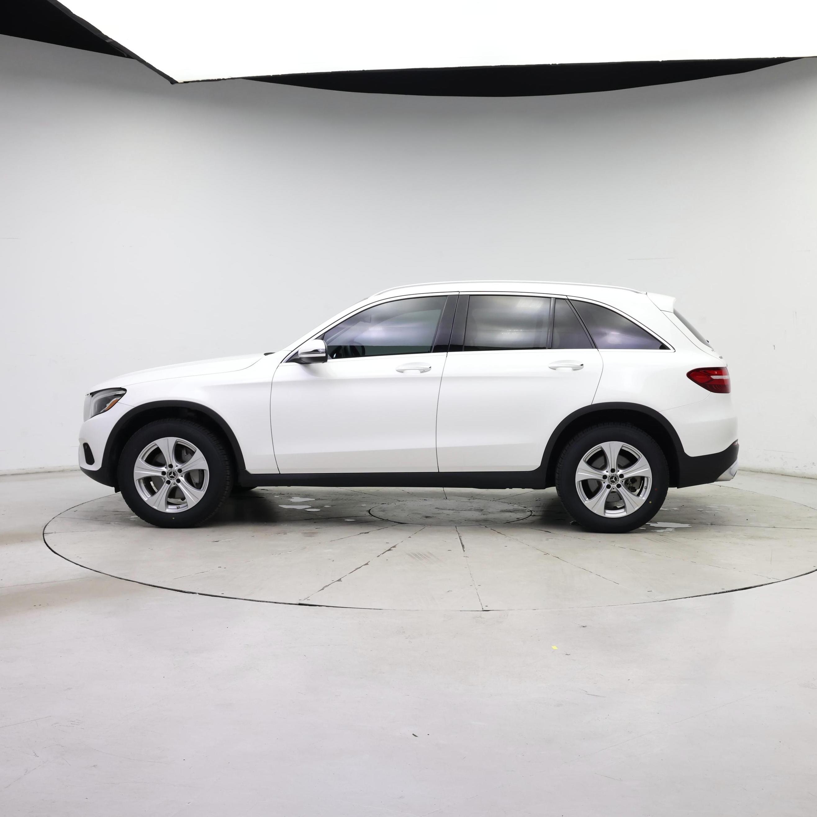 Thumbnail: 2018 Mercedes-Benz GLC - 3