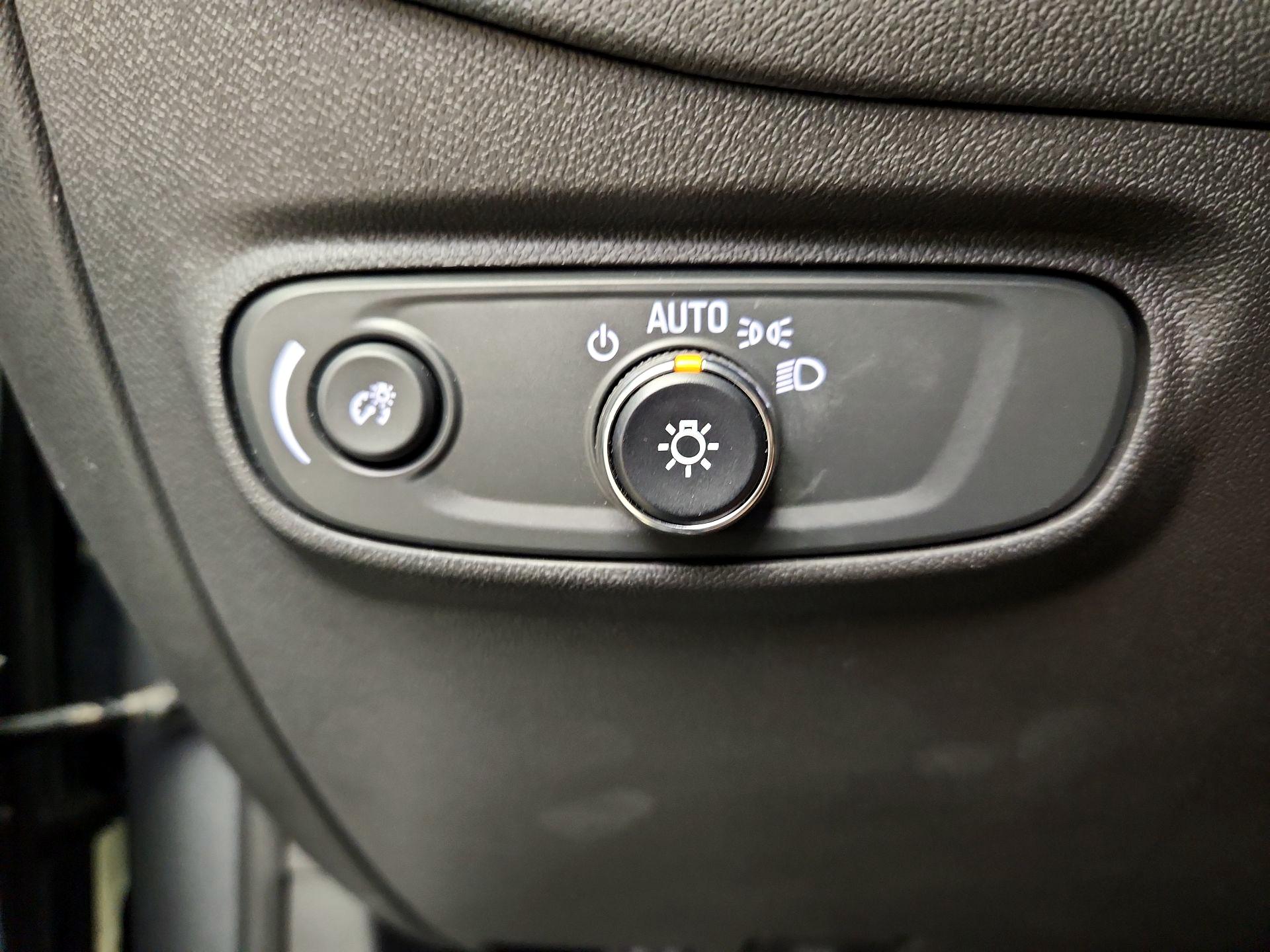 Thumbnail: 2023 Chevrolet Equinox - 13