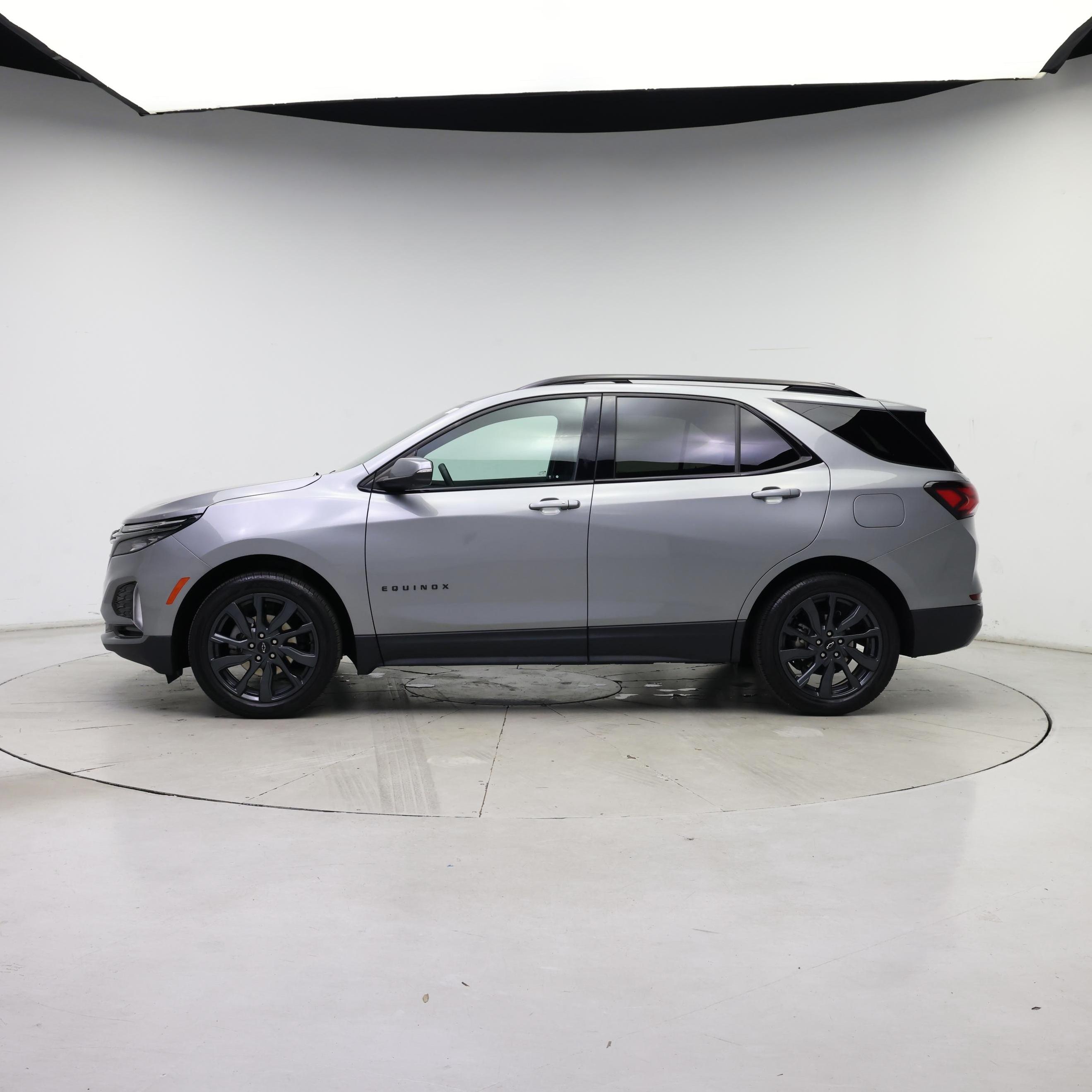 Thumbnail: 2023 Chevrolet Equinox - 3