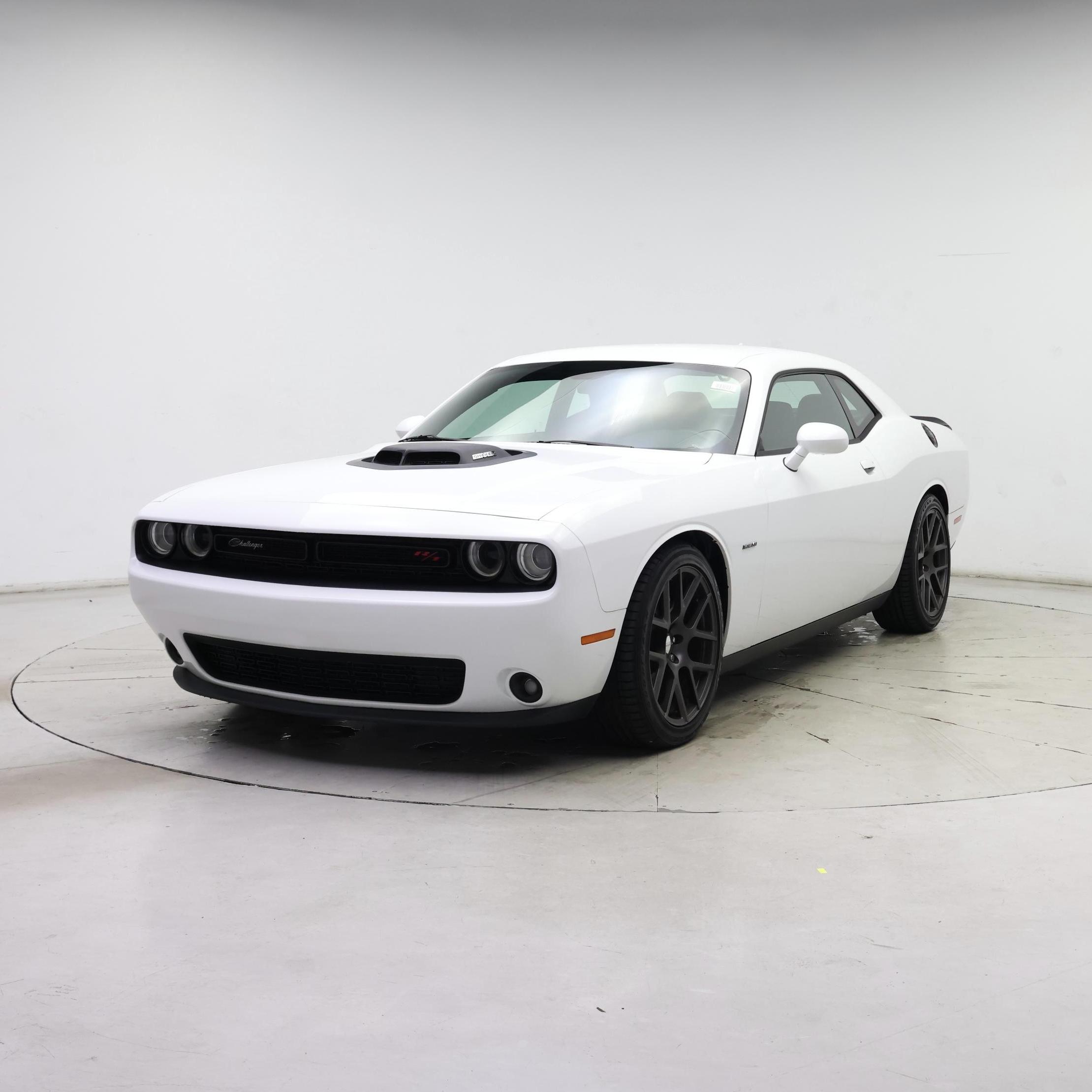 Thumbnail: 2016 Dodge Challenger - 4