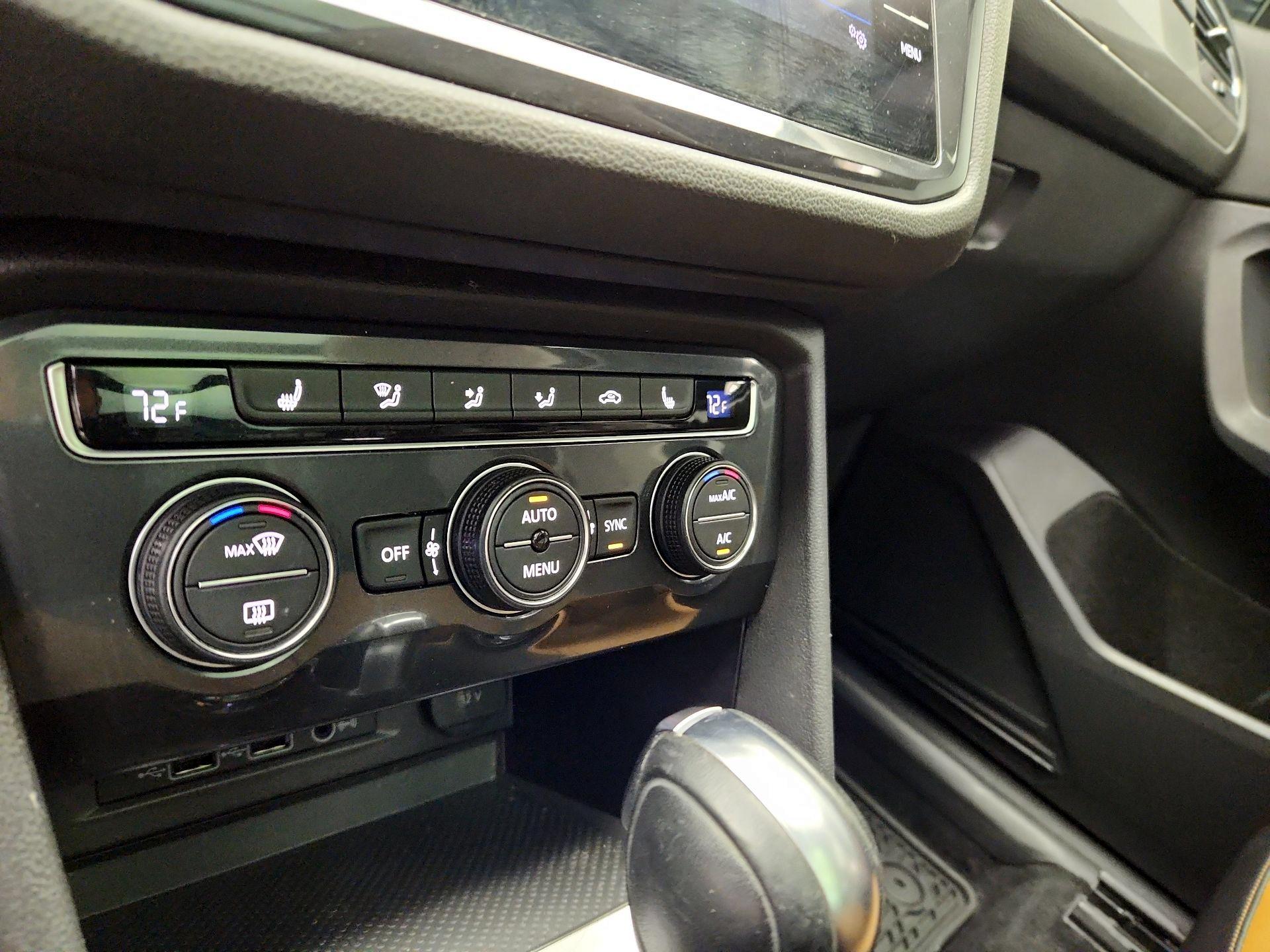Thumbnail: 2019 Volkswagen Tiguan - 16