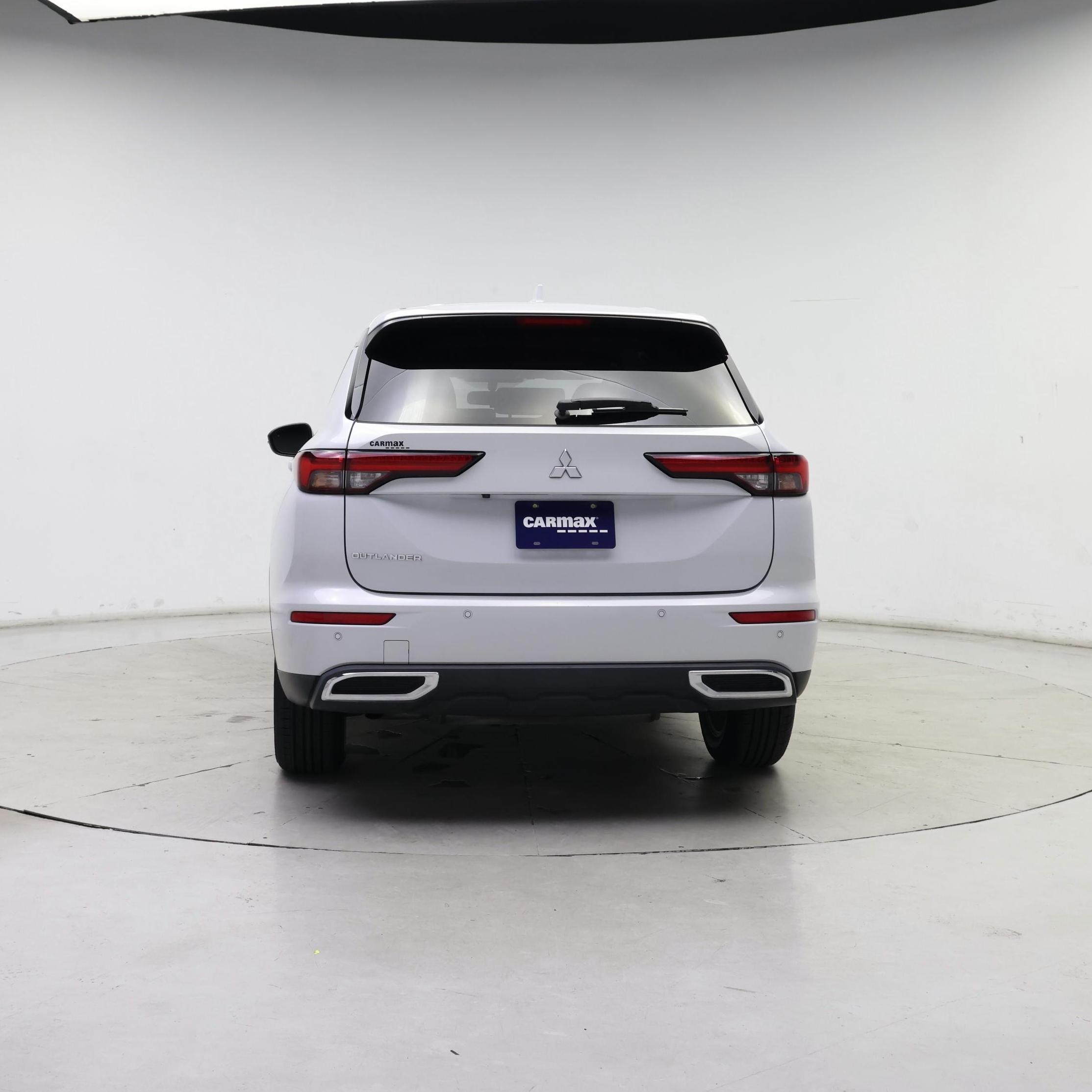 Thumbnail: 2022 Mitsubishi Outlander - 6