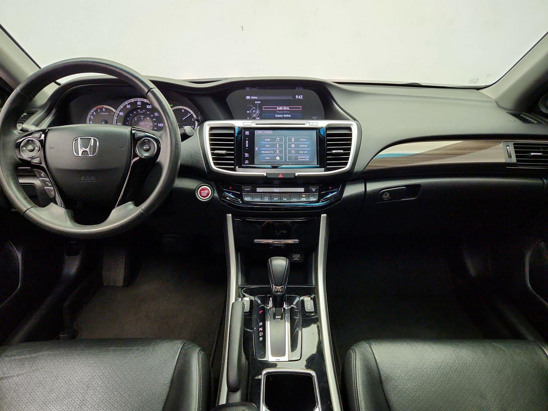 Thumbnail: 2017 Honda Accord - 9