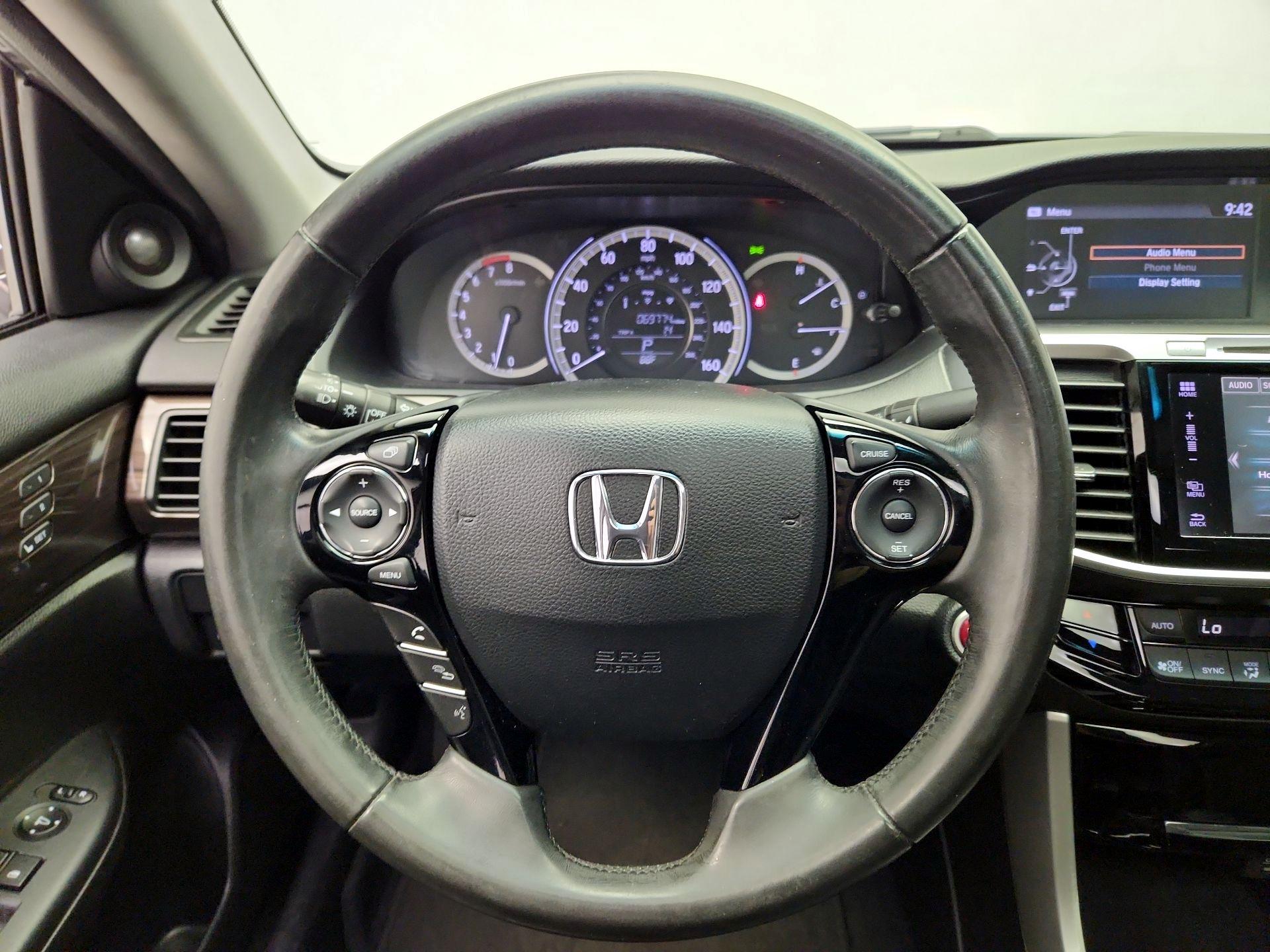 Thumbnail: 2017 Honda Accord - 10